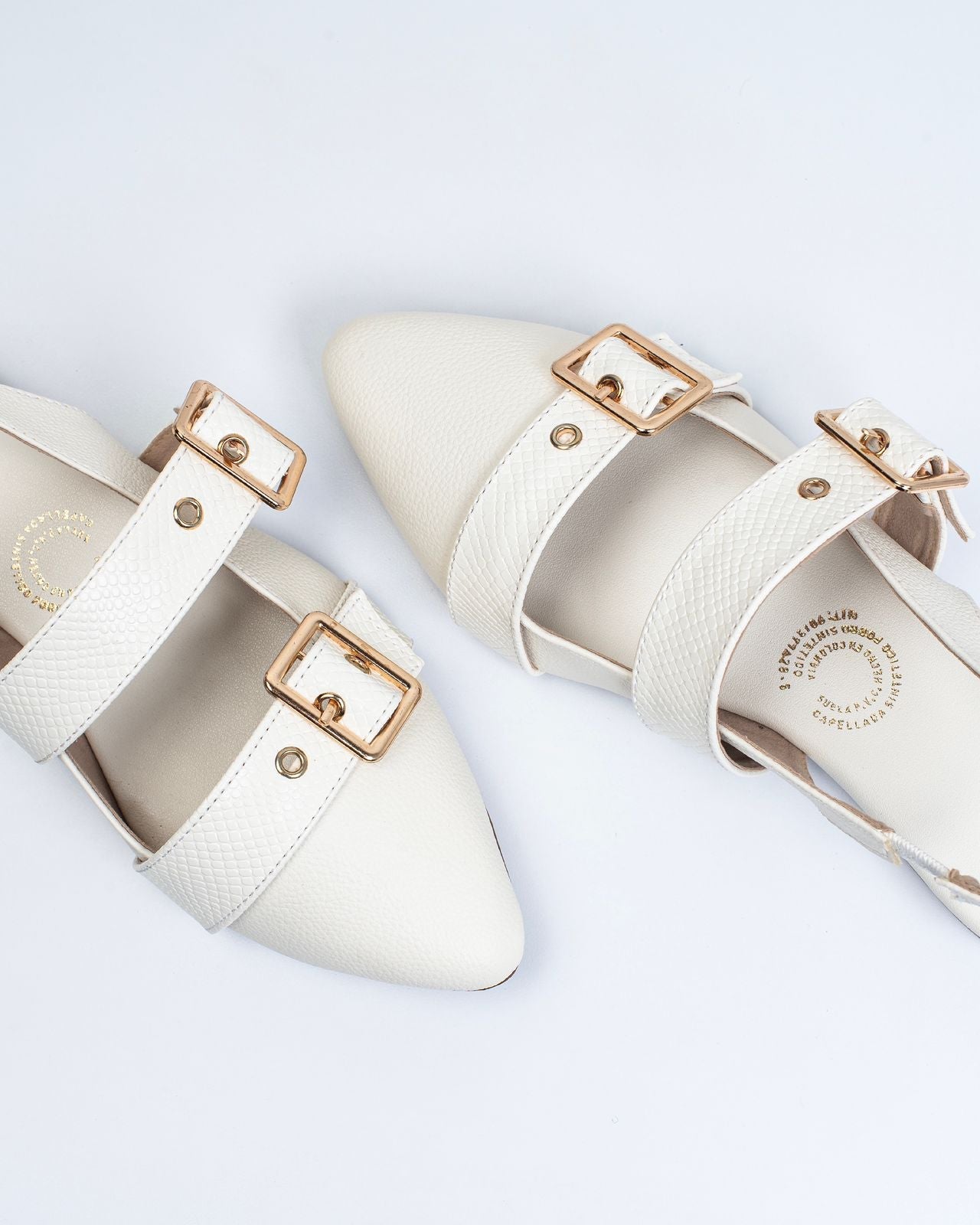 Baletas Y2417 para mujer – Planas con hebillas marfil | Ylo Shoes