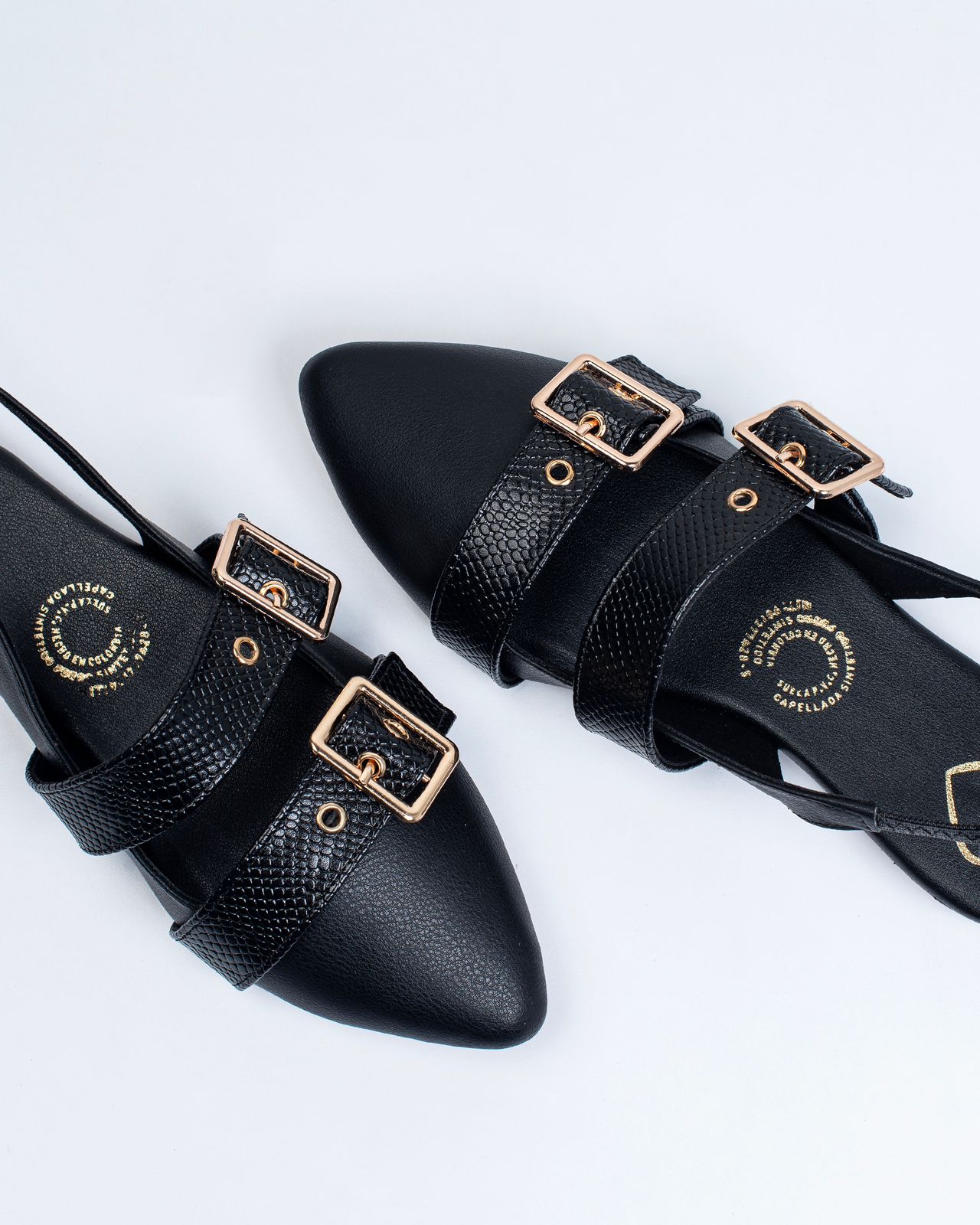 Sandalias Y2417 para mujer – Suela baja con hebillas Negro | Ylo Shoes