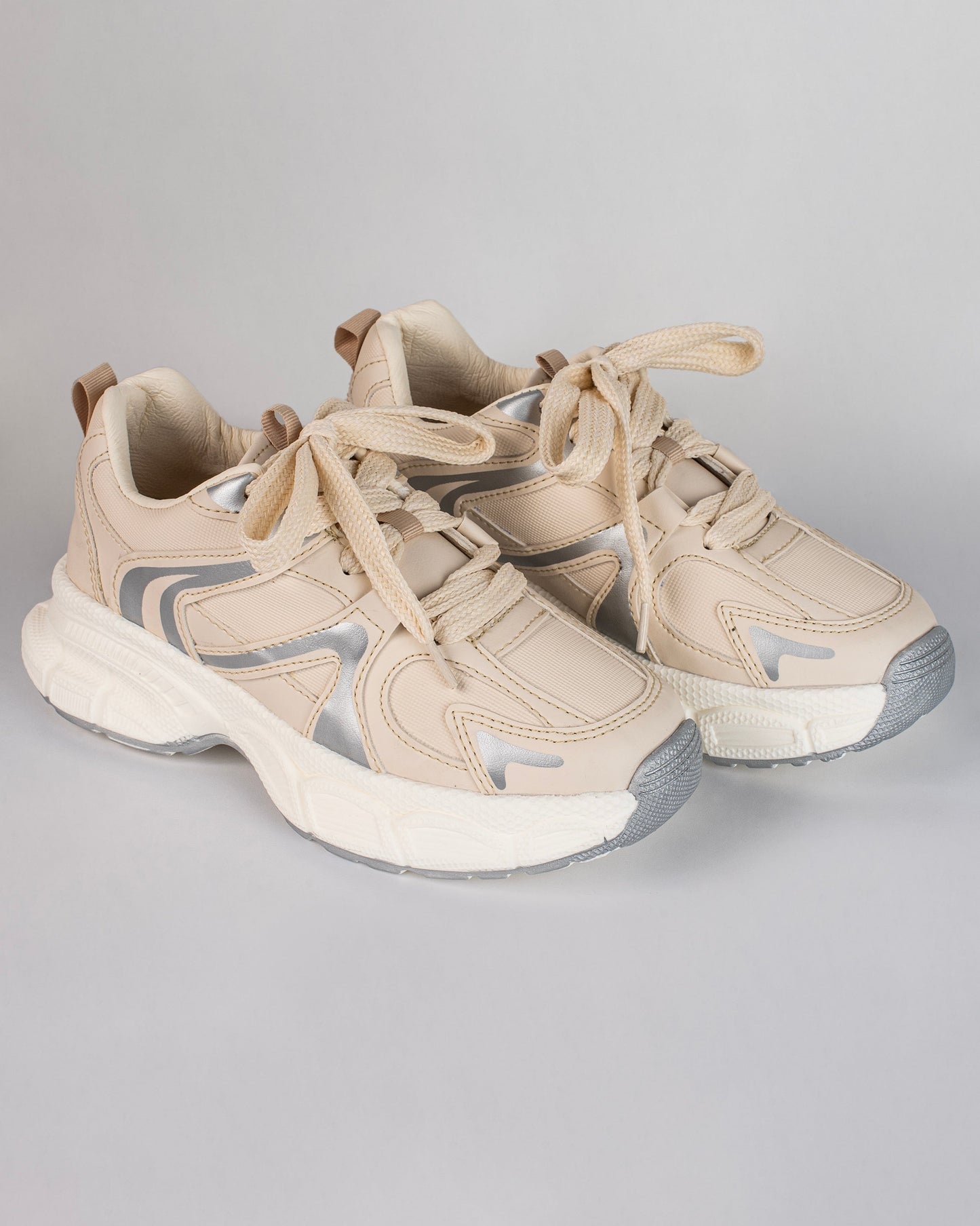 Tenis de dama Shantal V609