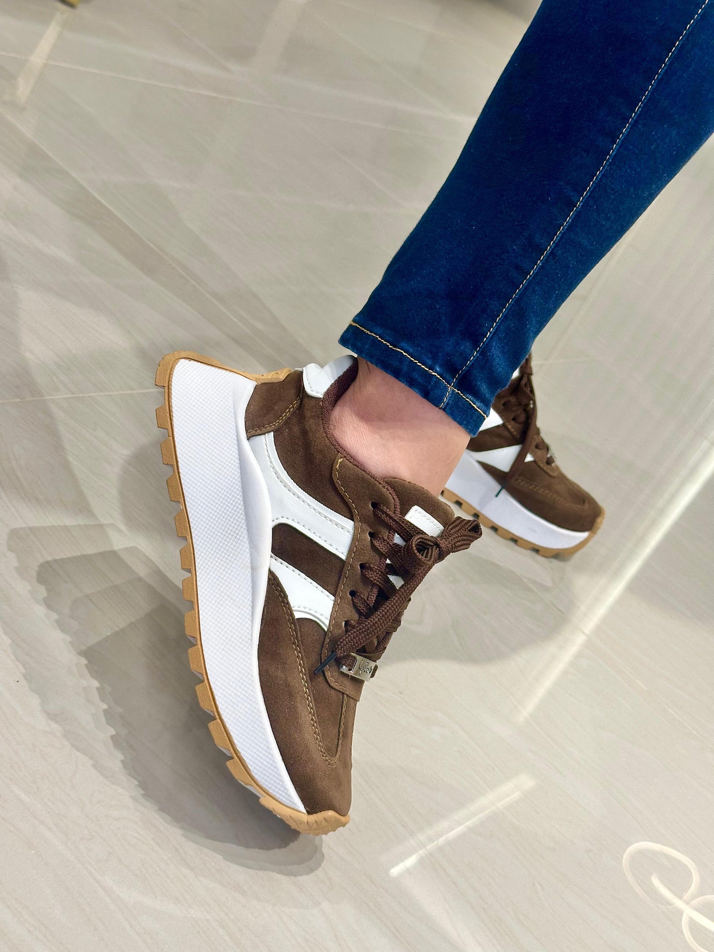 Tenis Wendy – Suela beige | Ylo Shoes