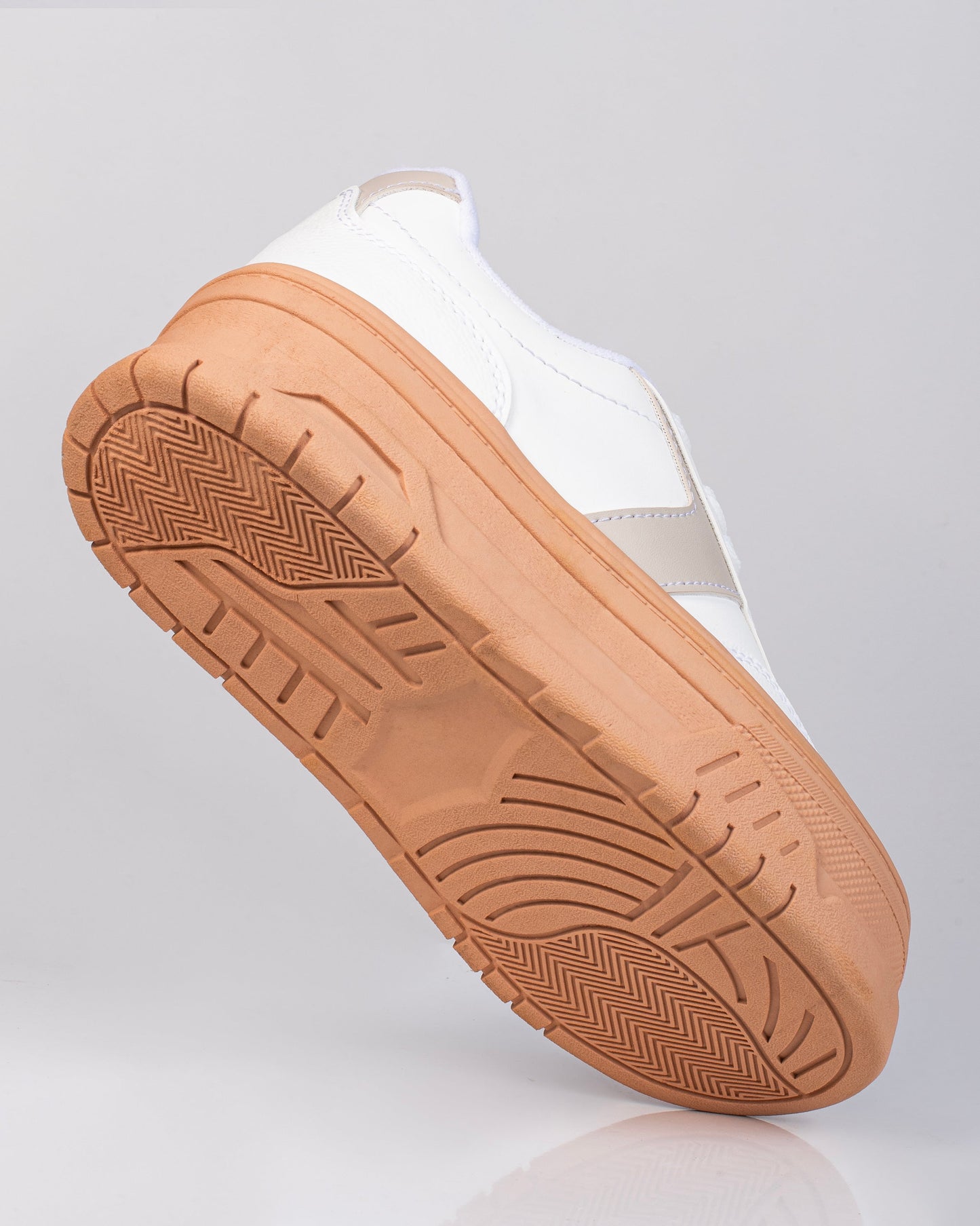 Tenis Emma suela cafe 3 cm