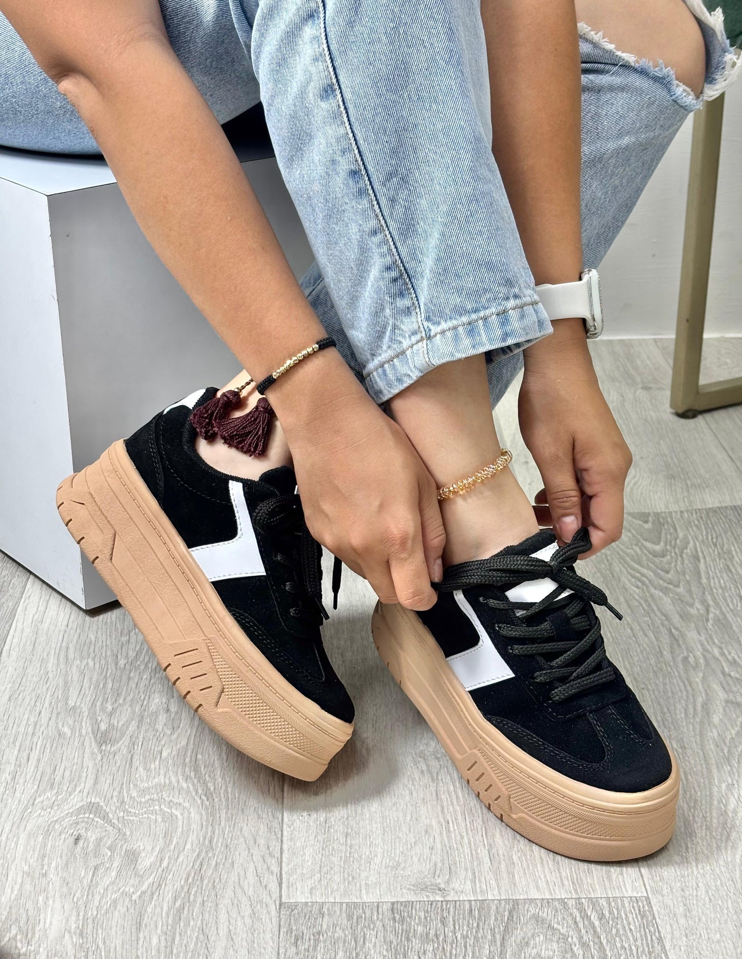 Tenis Emma suela cafe 3 cm