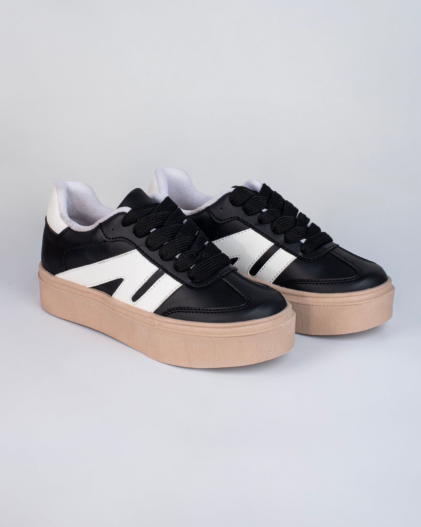 Tenis Charlotte Landing