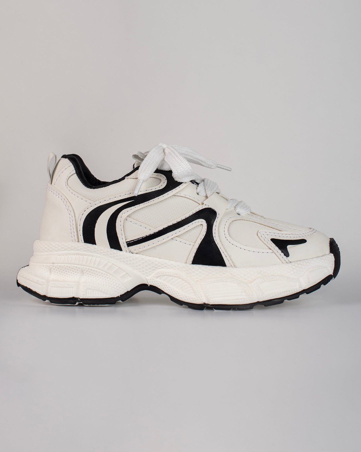 Tenis de dama Shantal V609