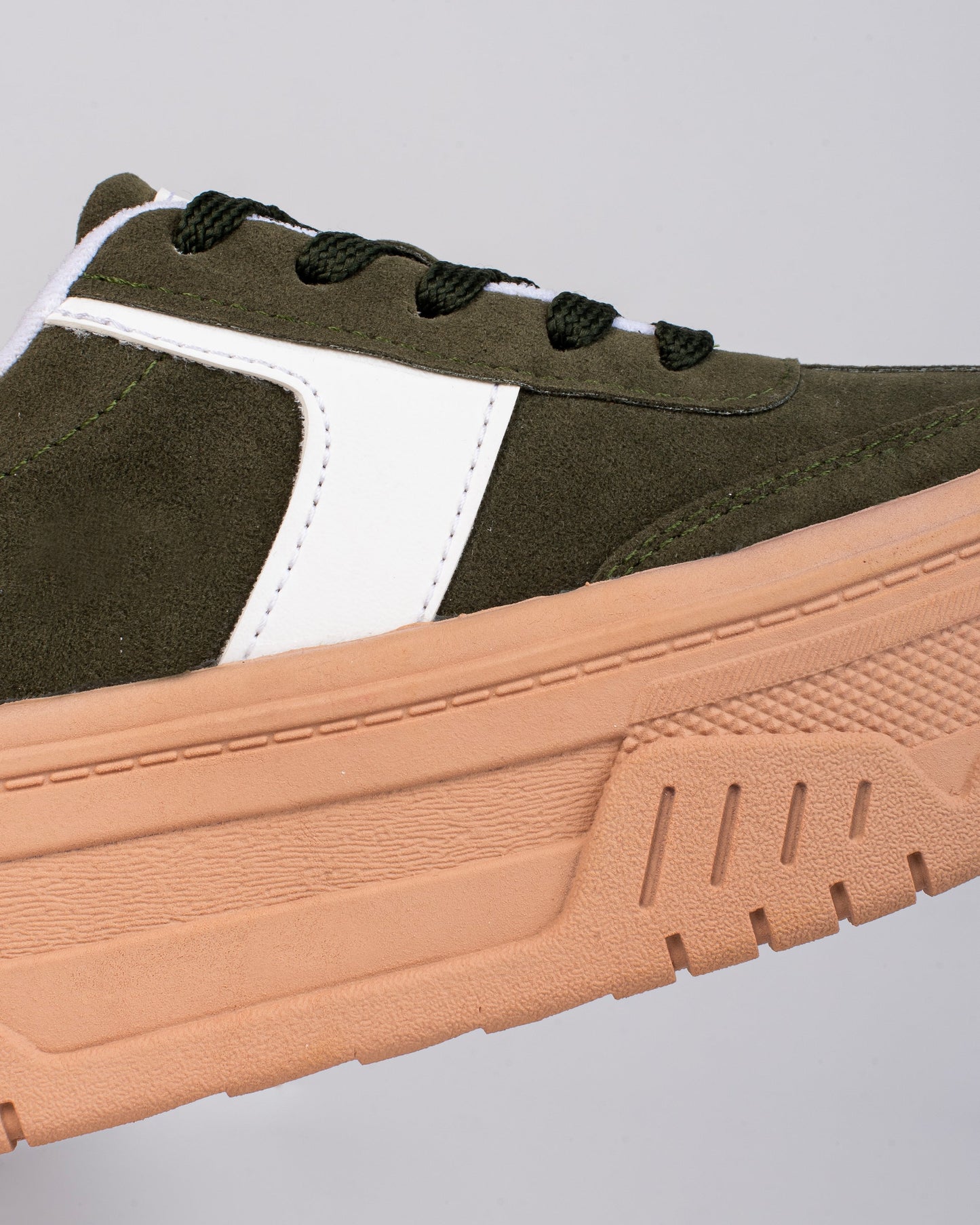 Tenis Emma suela cafe 3 cm