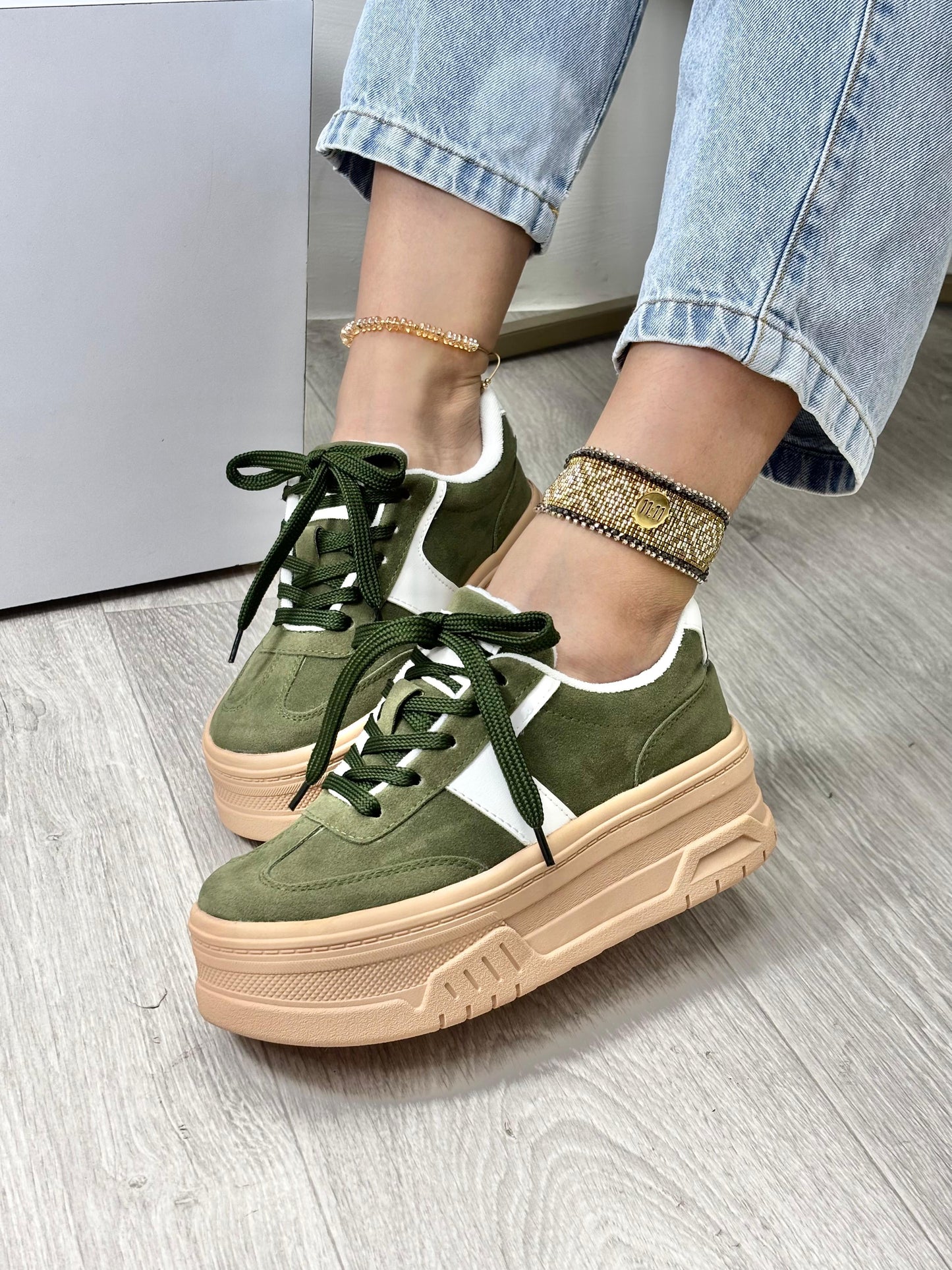 Tenis Emma suela cafe 3 cm