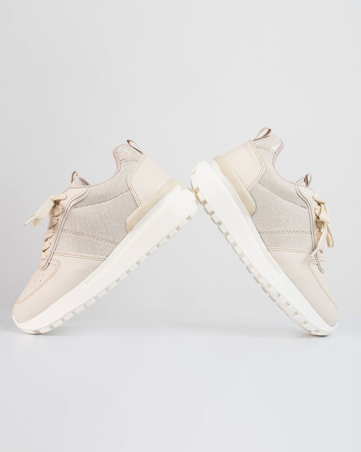 Tenis de Dama lucky v608