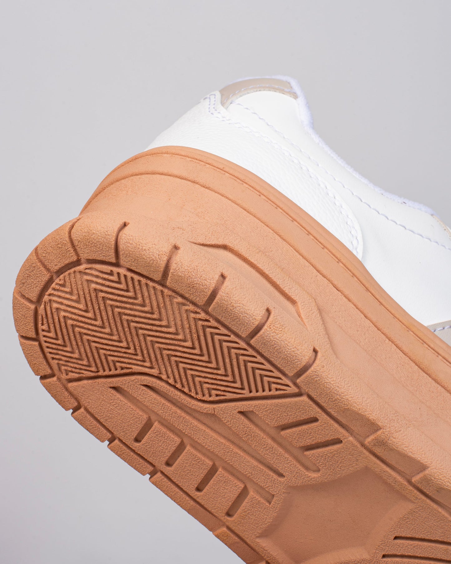 Tenis Emma suela cafe 3 cm