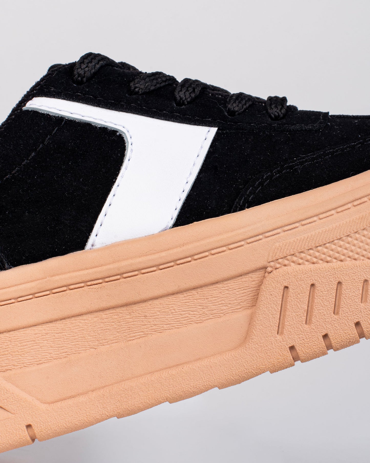 Tenis Emma suela cafe 3 cm