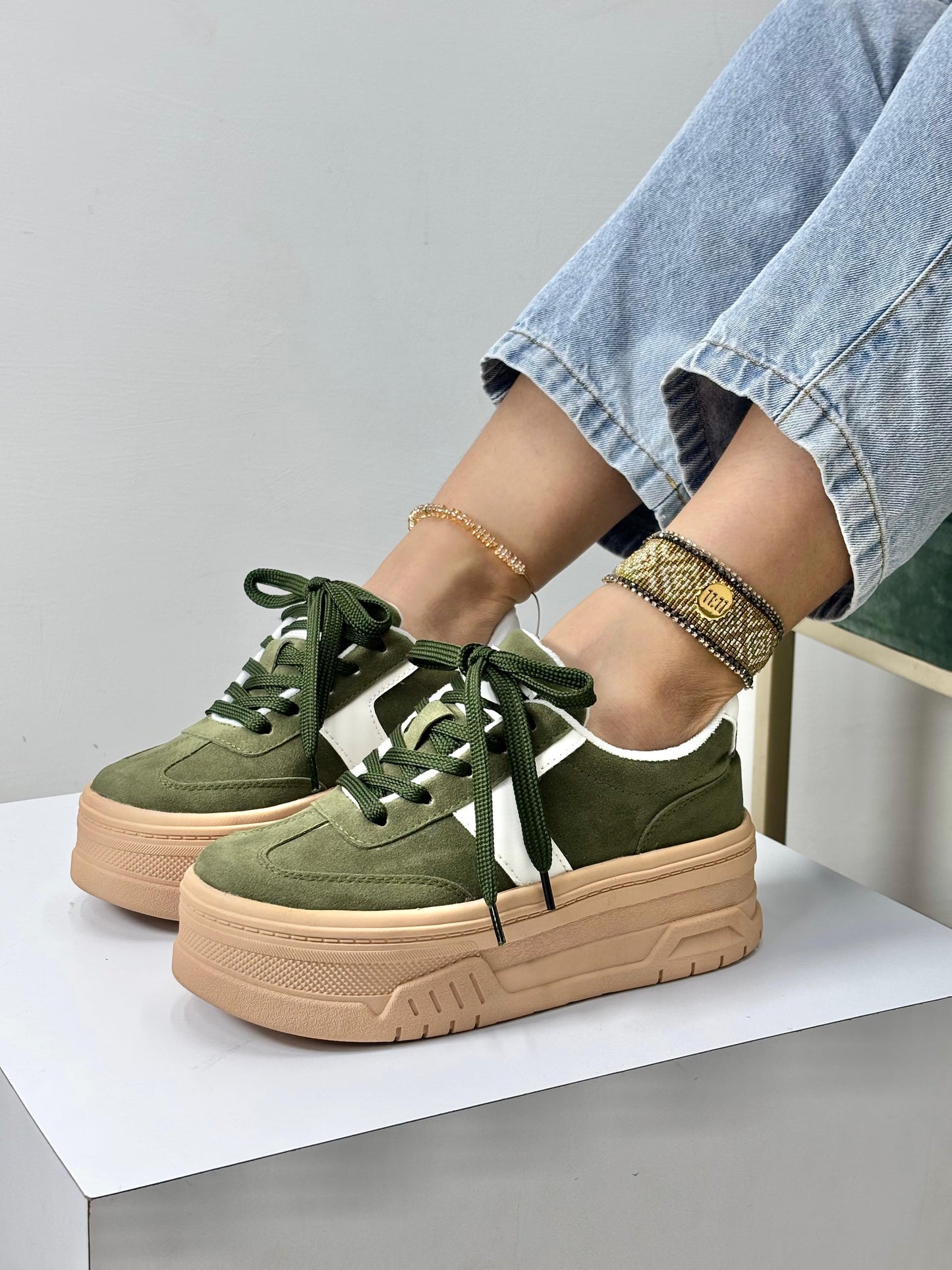 Tenis Emma suela cafe 3 cm