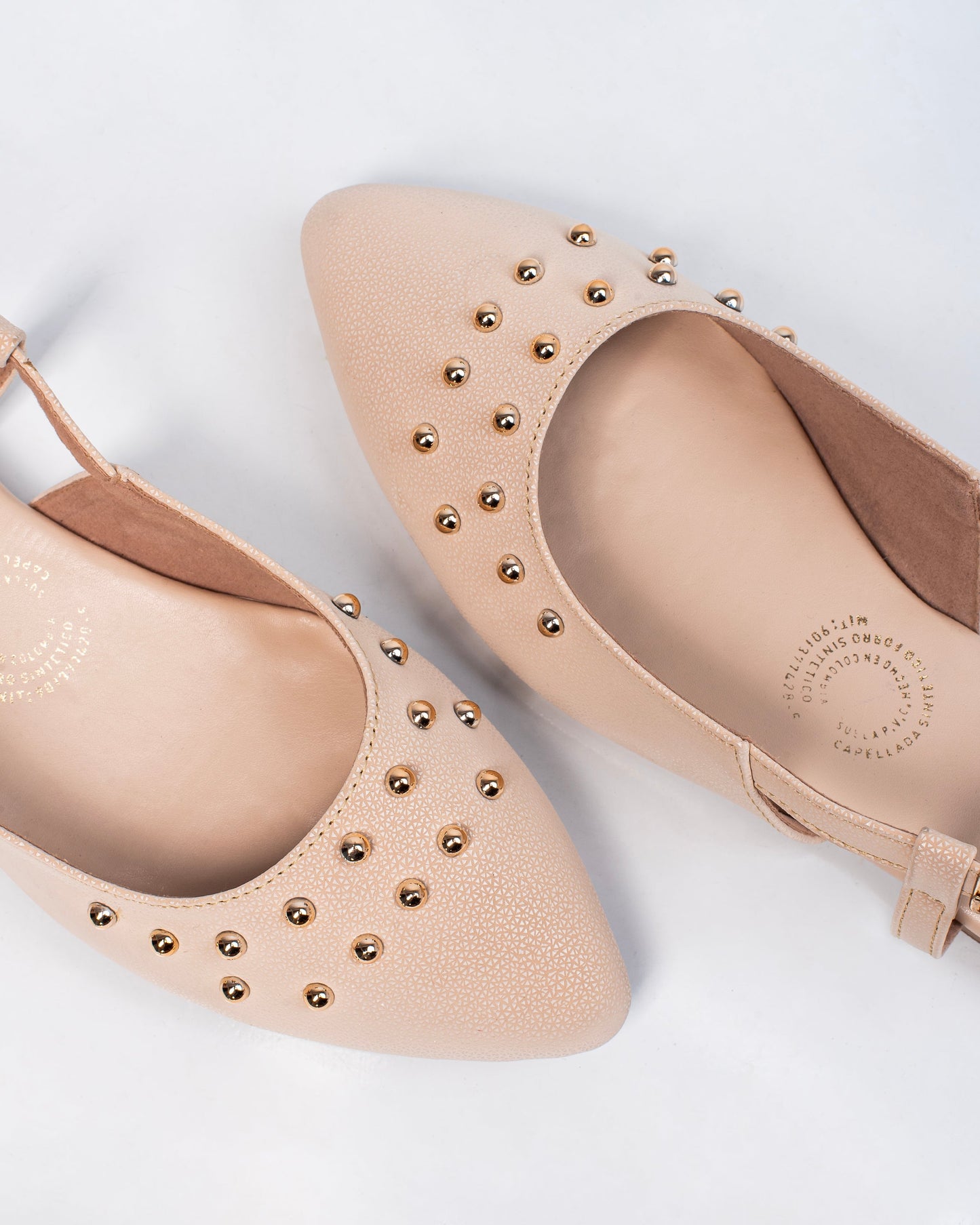 Baleta de Dama Cerrada Y2437 Beige