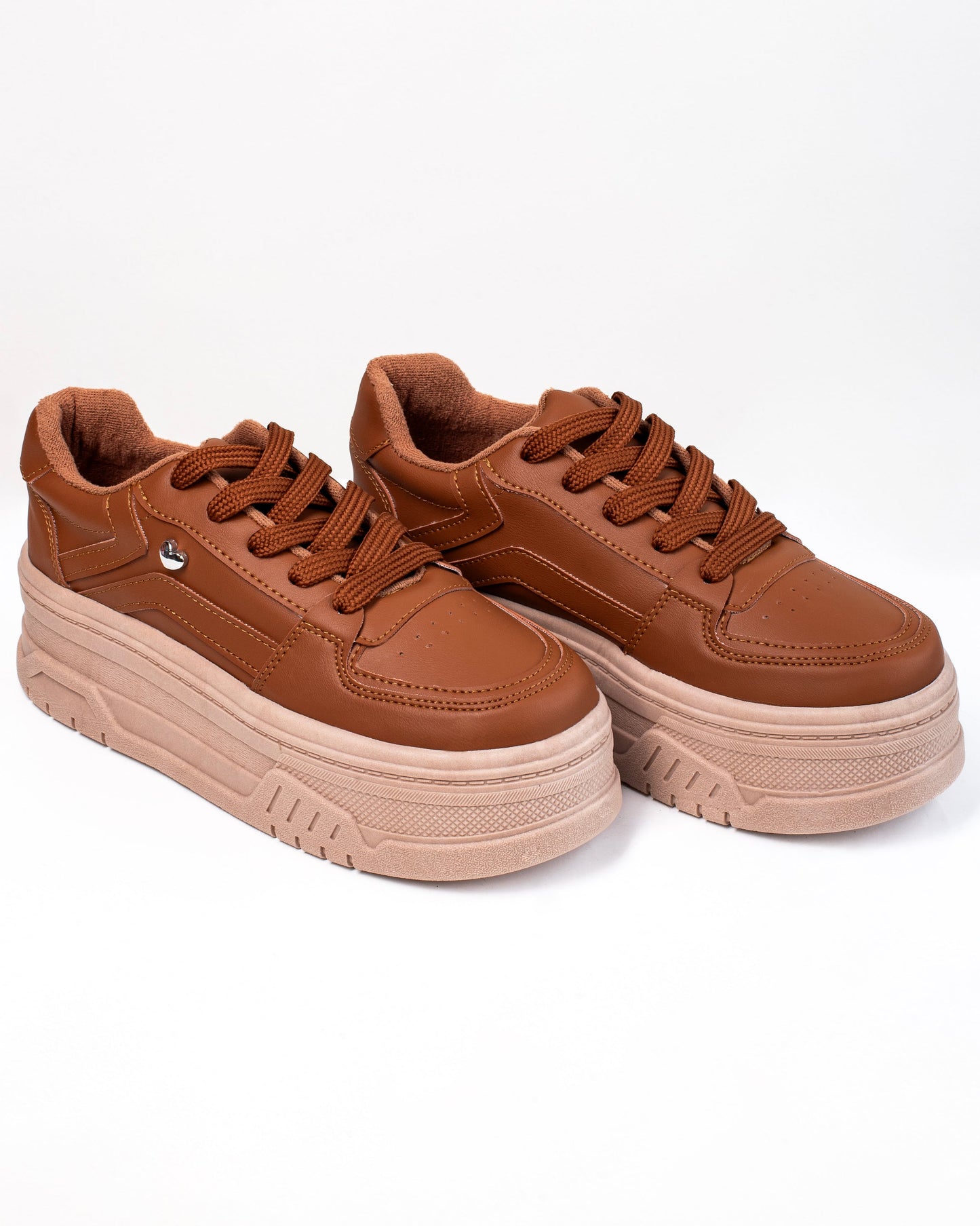 Tenis Alana – Plataforma chunky con plantilla confort | Ylo Shoes