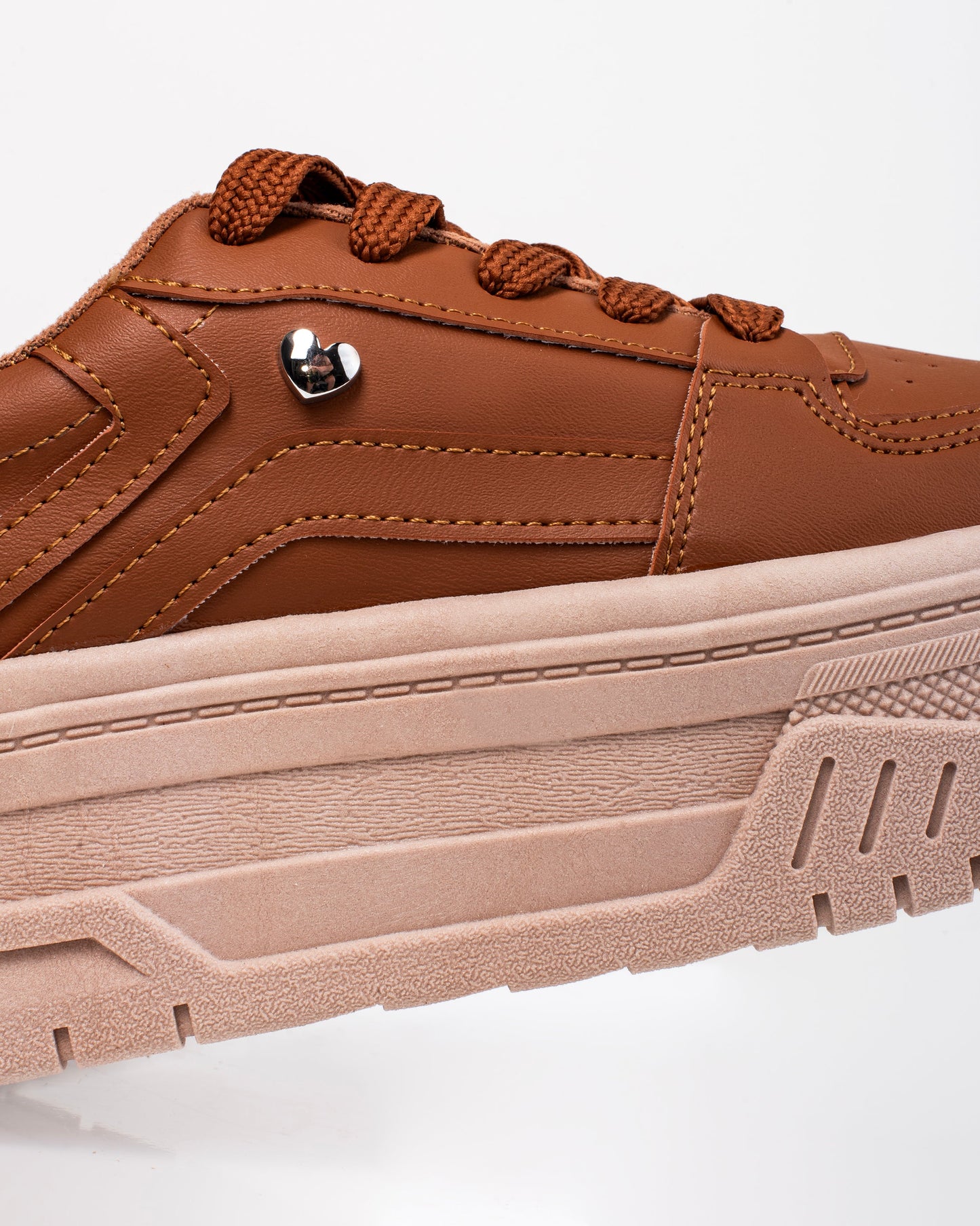 Tenis Alana – Plataforma chunky con plantilla confort | Ylo Shoes