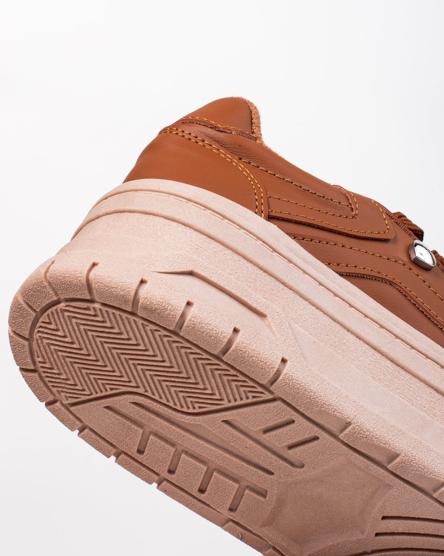 Tenis Alana – Plataforma chunky con plantilla confort | Ylo Shoes