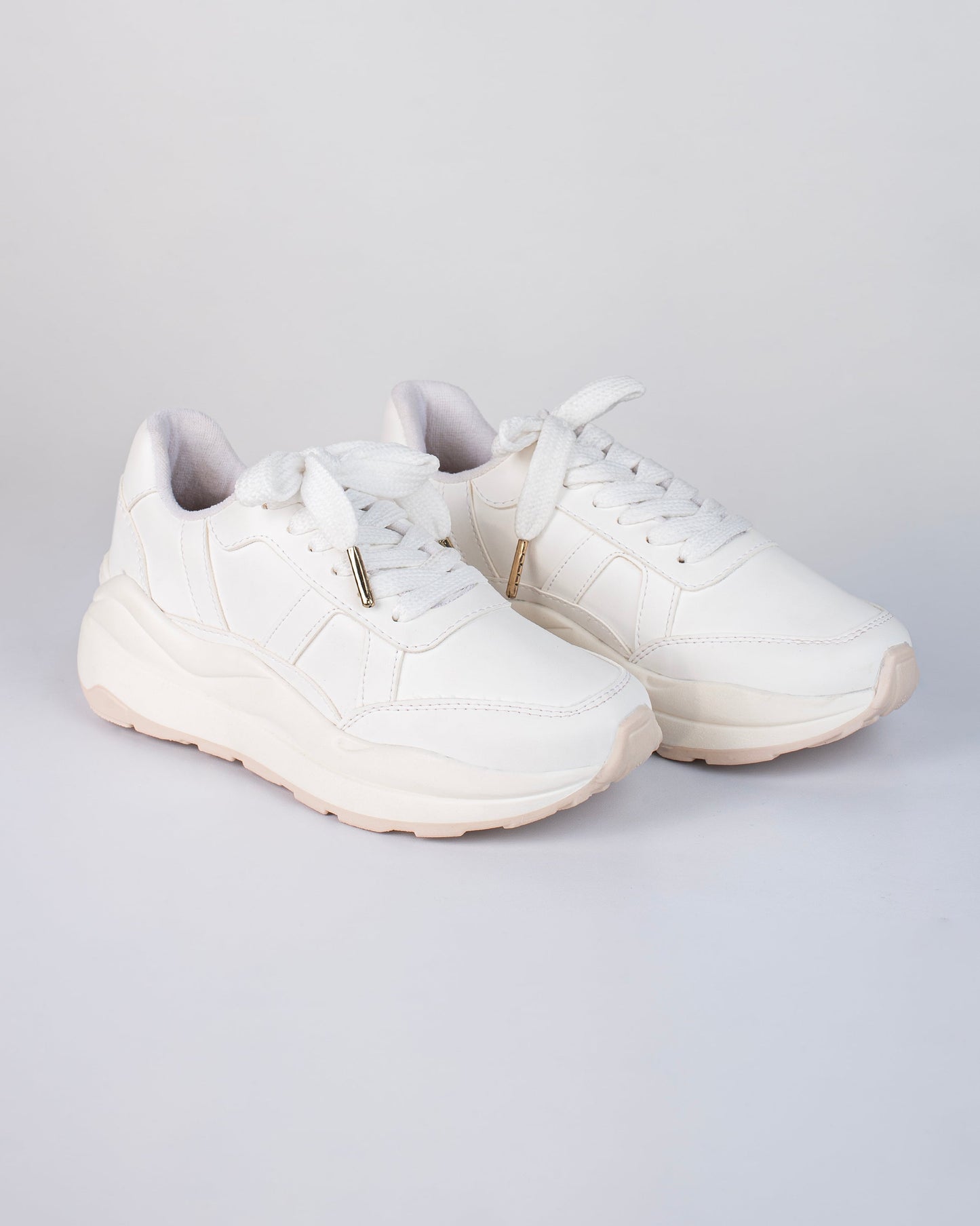 Tenis Samantina – Suela bicolor y confort | Ylo Shoes