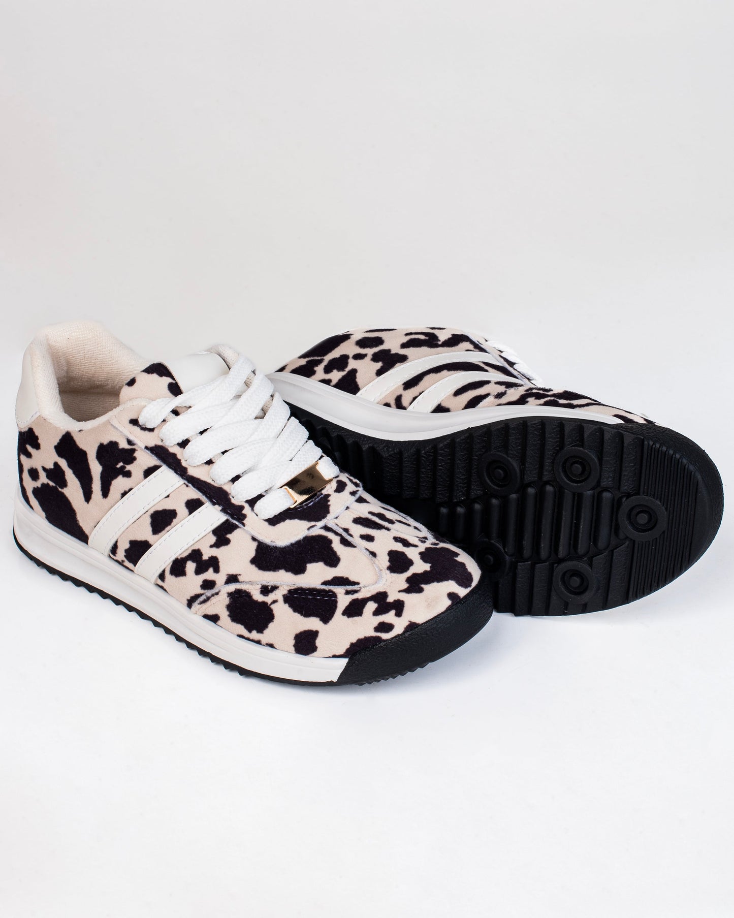Tenis Savanna Cow para mujer – Estilo cow print, suela baja de 1 cm  Ylo Shoes