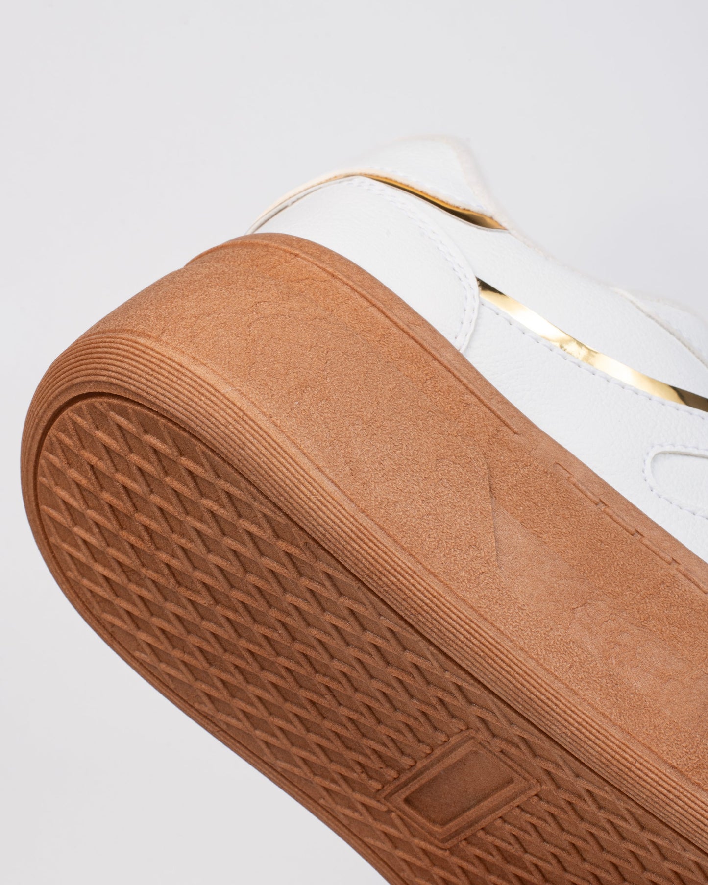 Tenis Gala suela alta