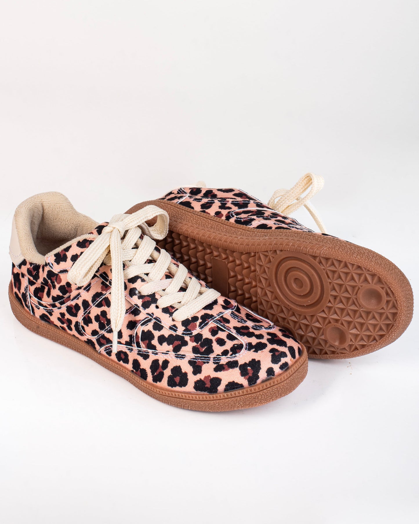 Tenis Julieta para mujer – Cómodos, modernos y con suela caramelo