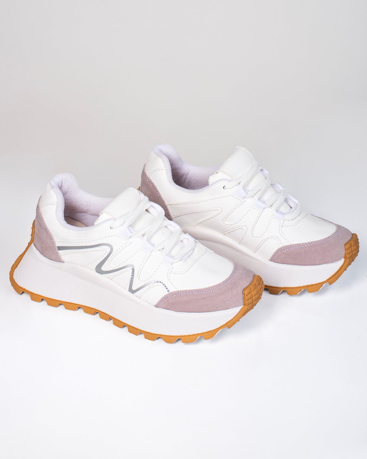 Tenis Nikol para mujer – Plataforma 3 cm, tallaje normal | Ylo Shoes