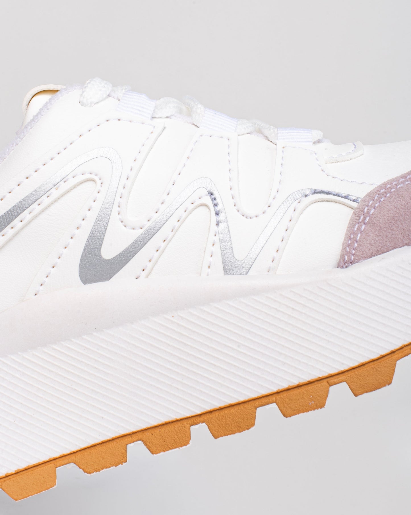 Tenis Nikol para mujer – Plataforma 3 cm, tallaje normal | Ylo Shoes