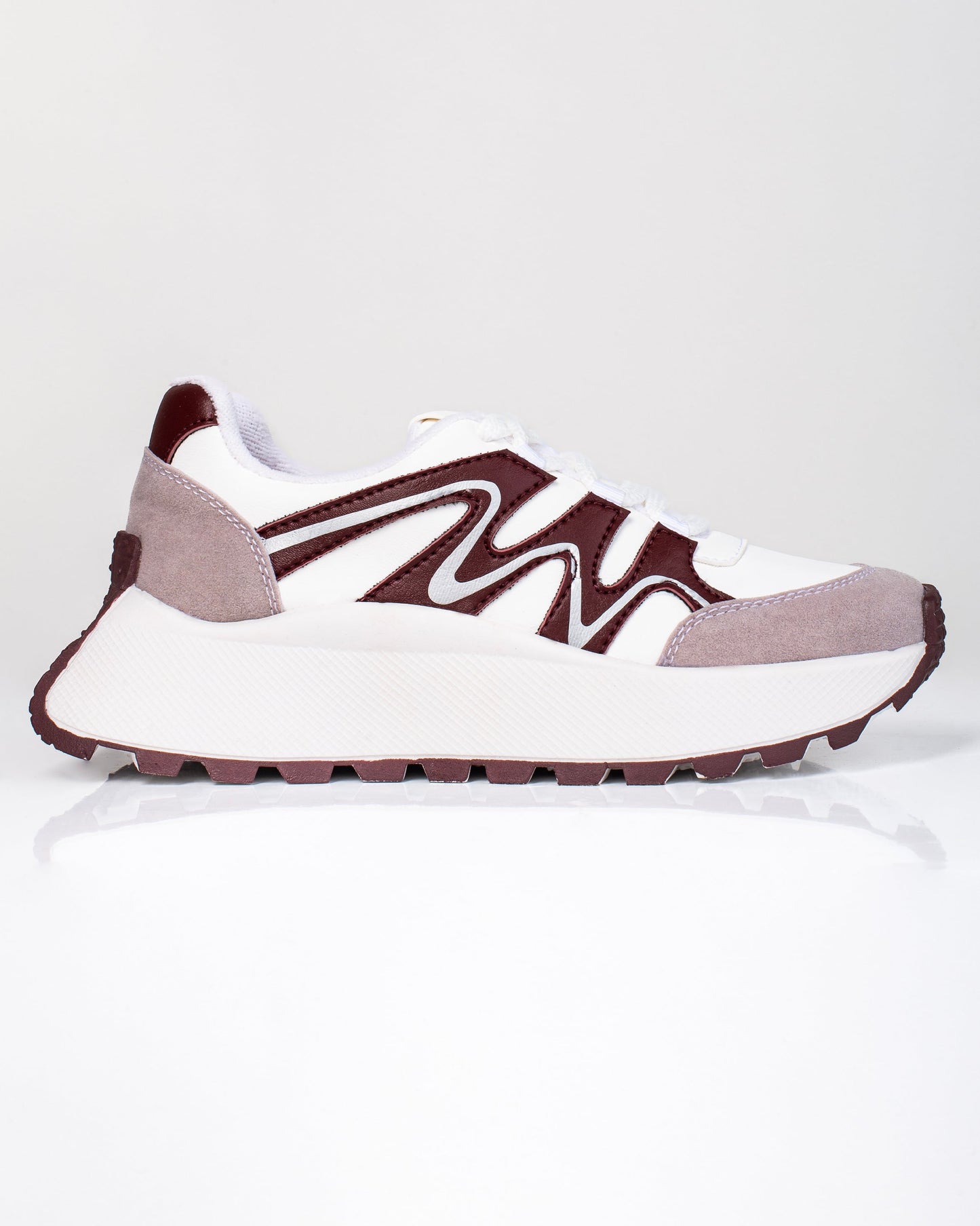 Tenis Nikol para mujer – Plataforma 3 cm, tallaje normal | Ylo Shoes