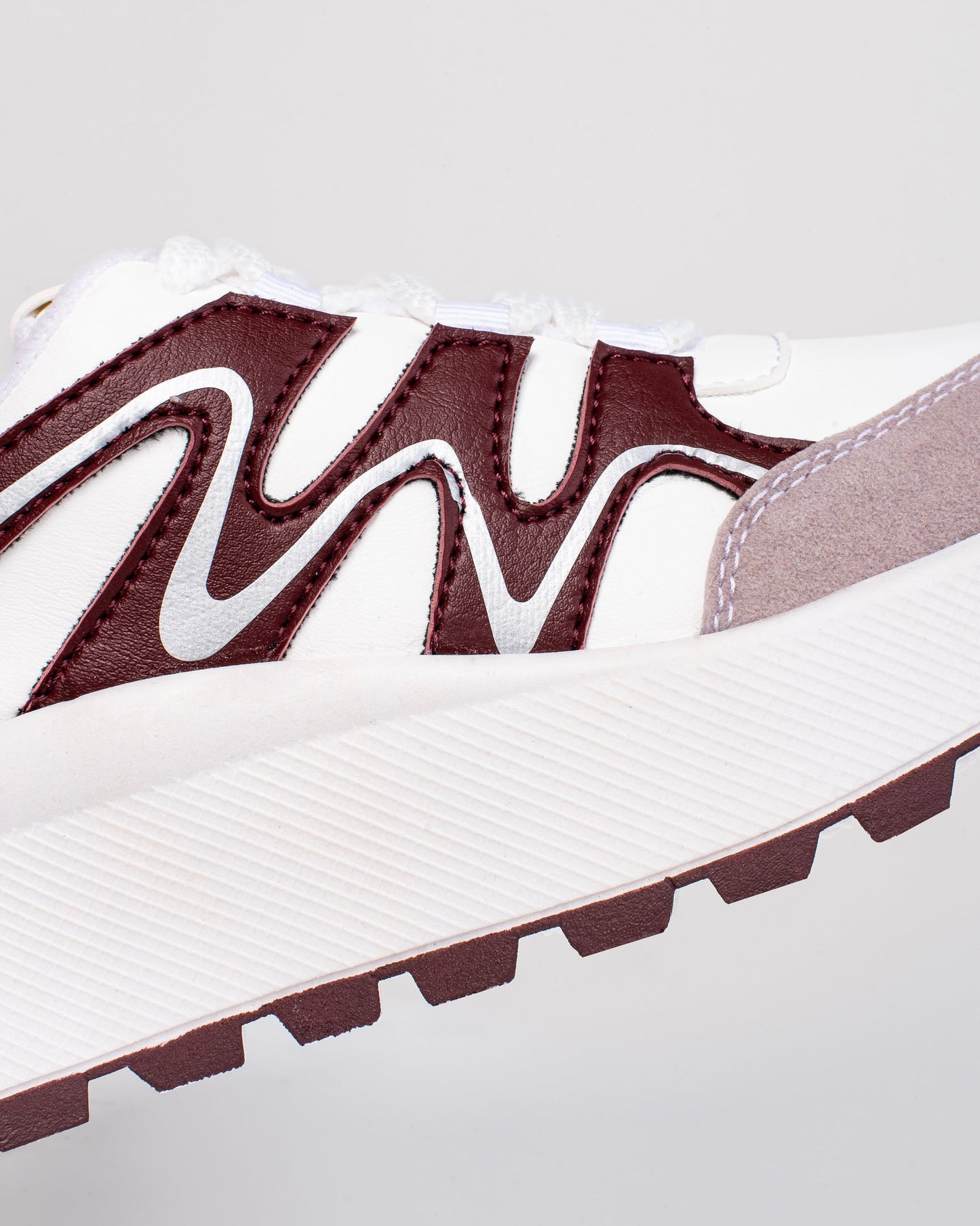 Tenis Nikol para mujer – Plataforma 3 cm, tallaje normal | Ylo Shoes