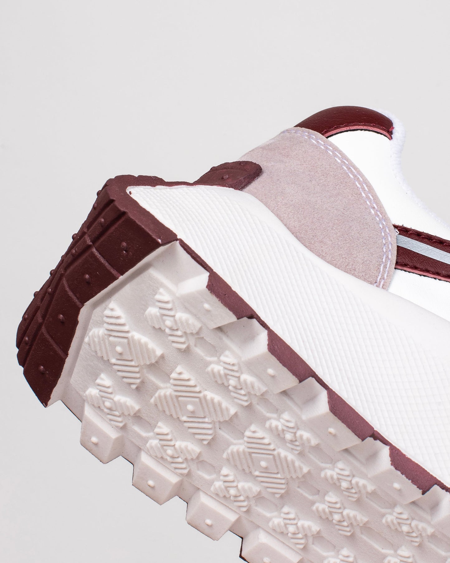 Tenis Nikol para mujer – Plataforma 3 cm, tallaje normal | Ylo Shoes