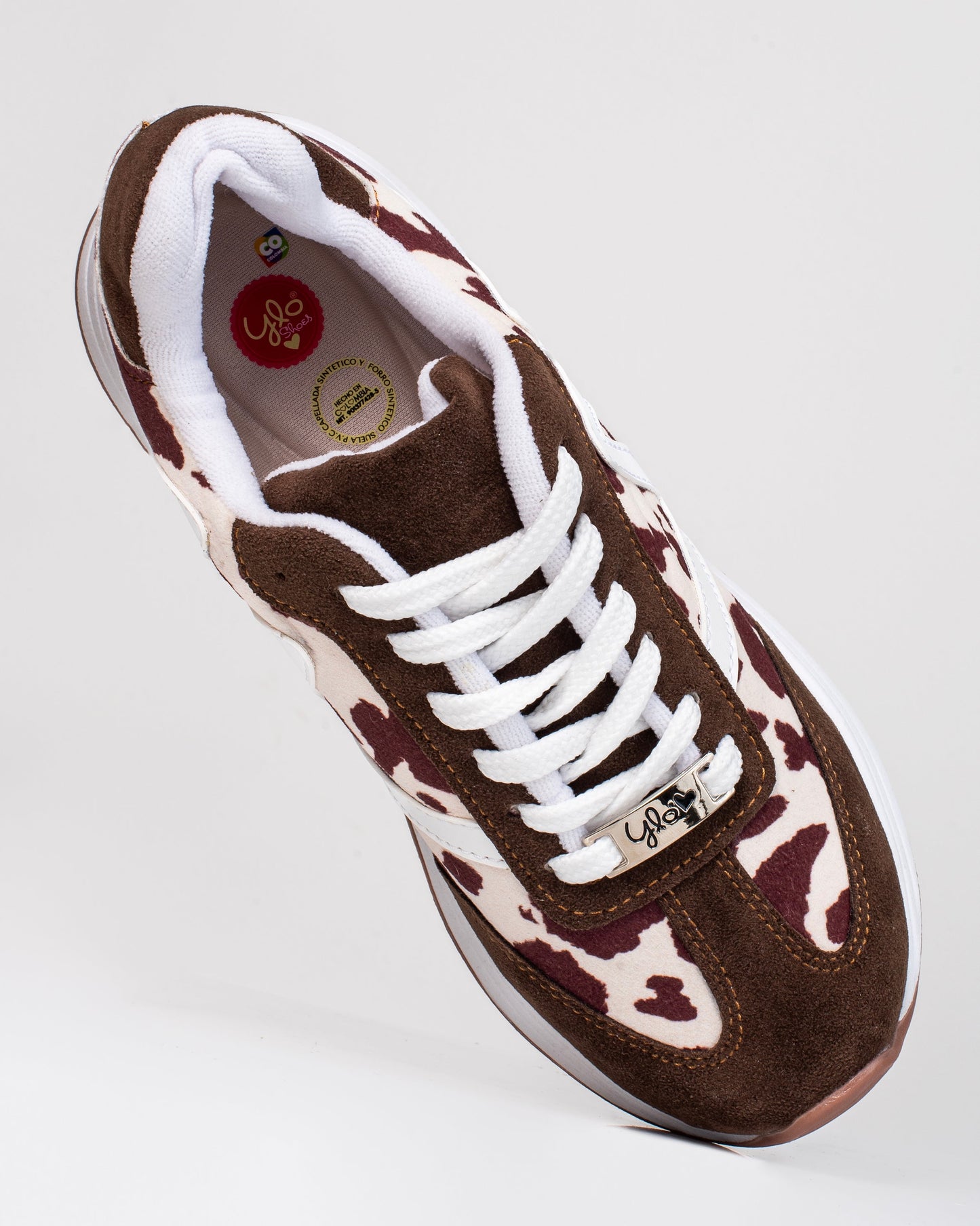 Tenis Zarela Cow Print para mujer – Suela bicolor, tallaje normal | Ylo Shoes