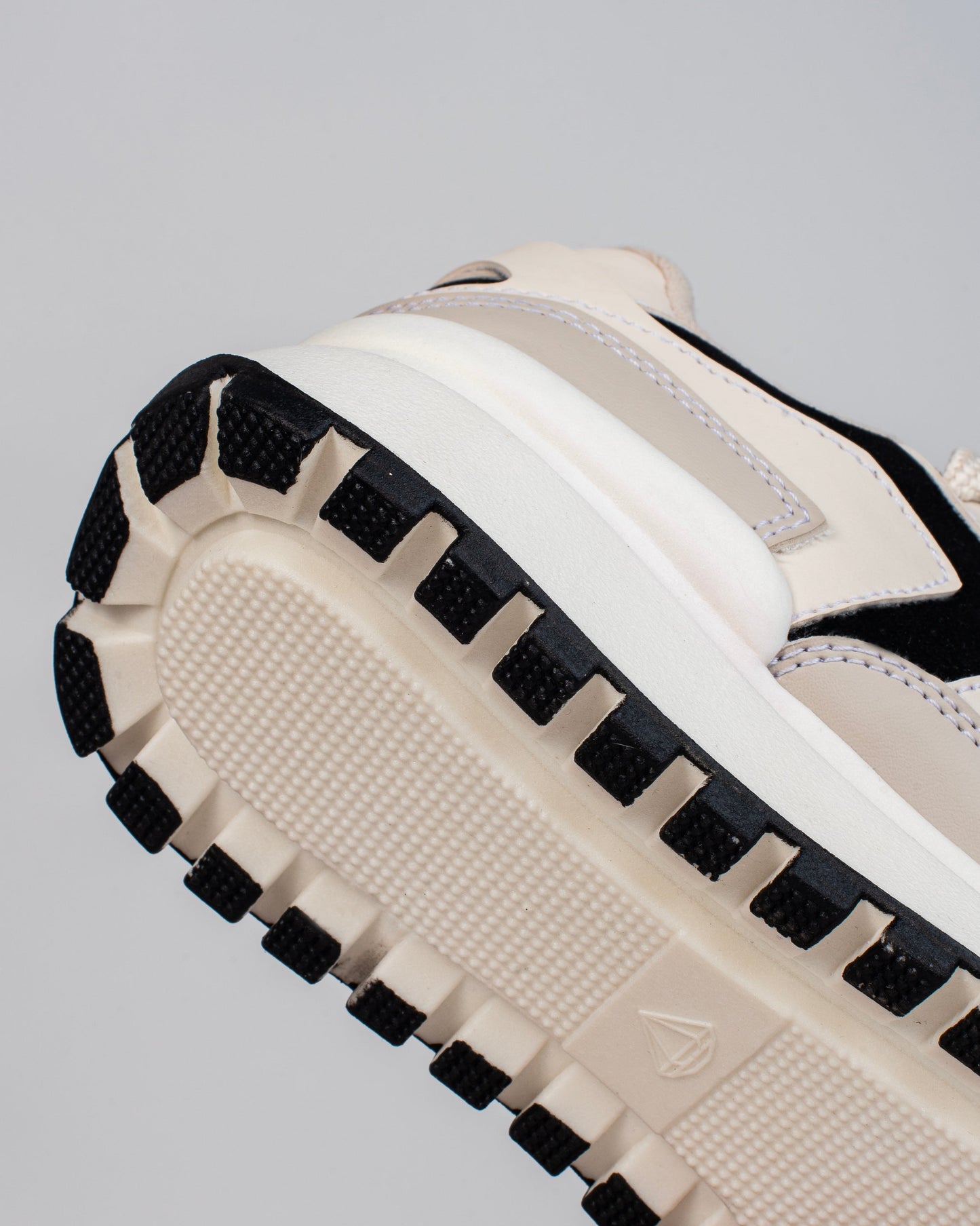 Tenis karlota suela baja