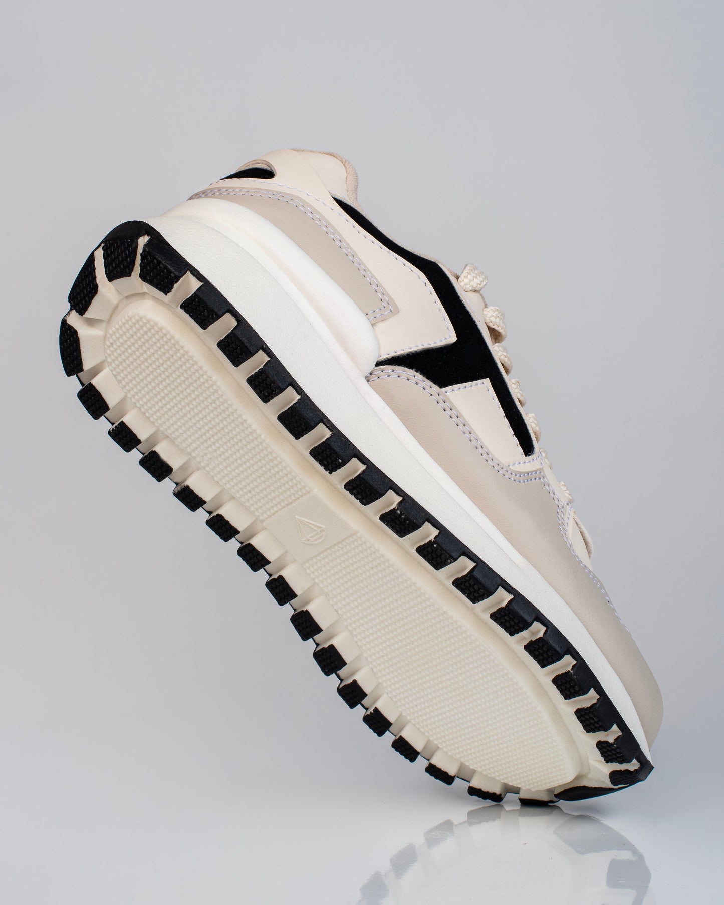 Tenis karlota suela baja