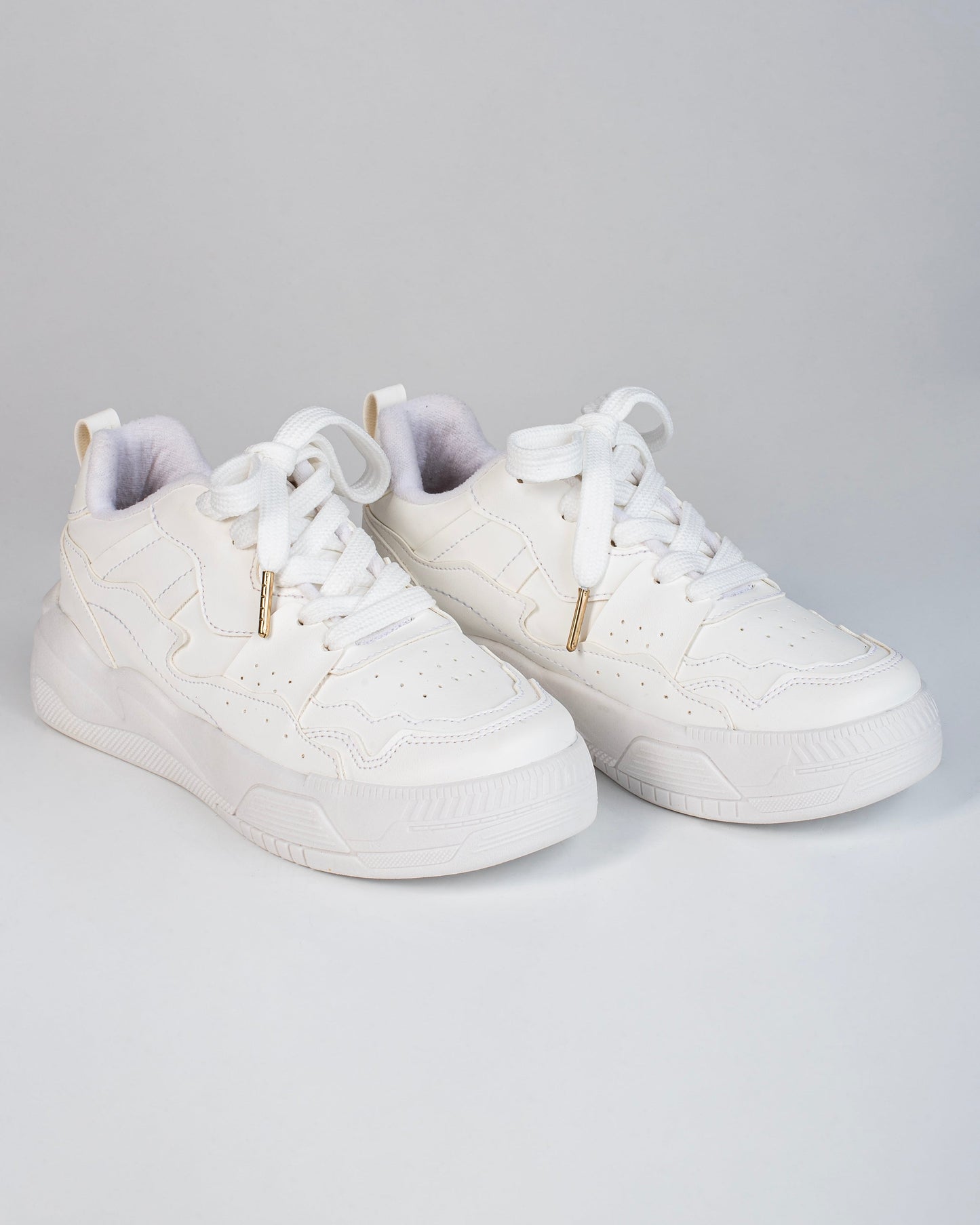 Tenis Milan suela baja