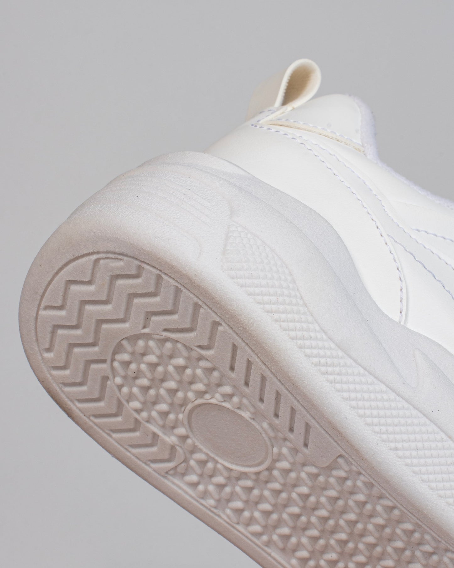 Tenis Milan suela baja