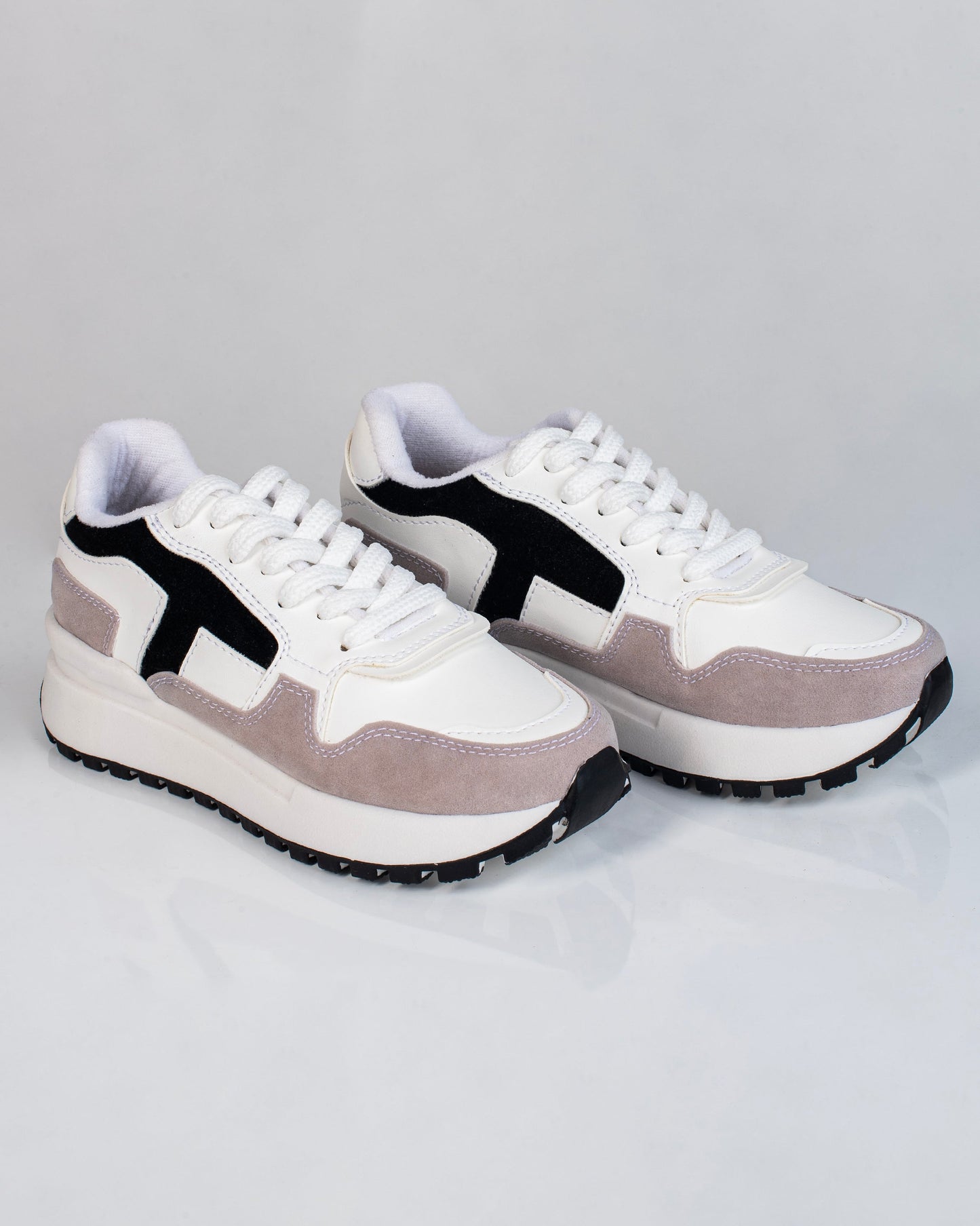 Tenis karlota suela baja