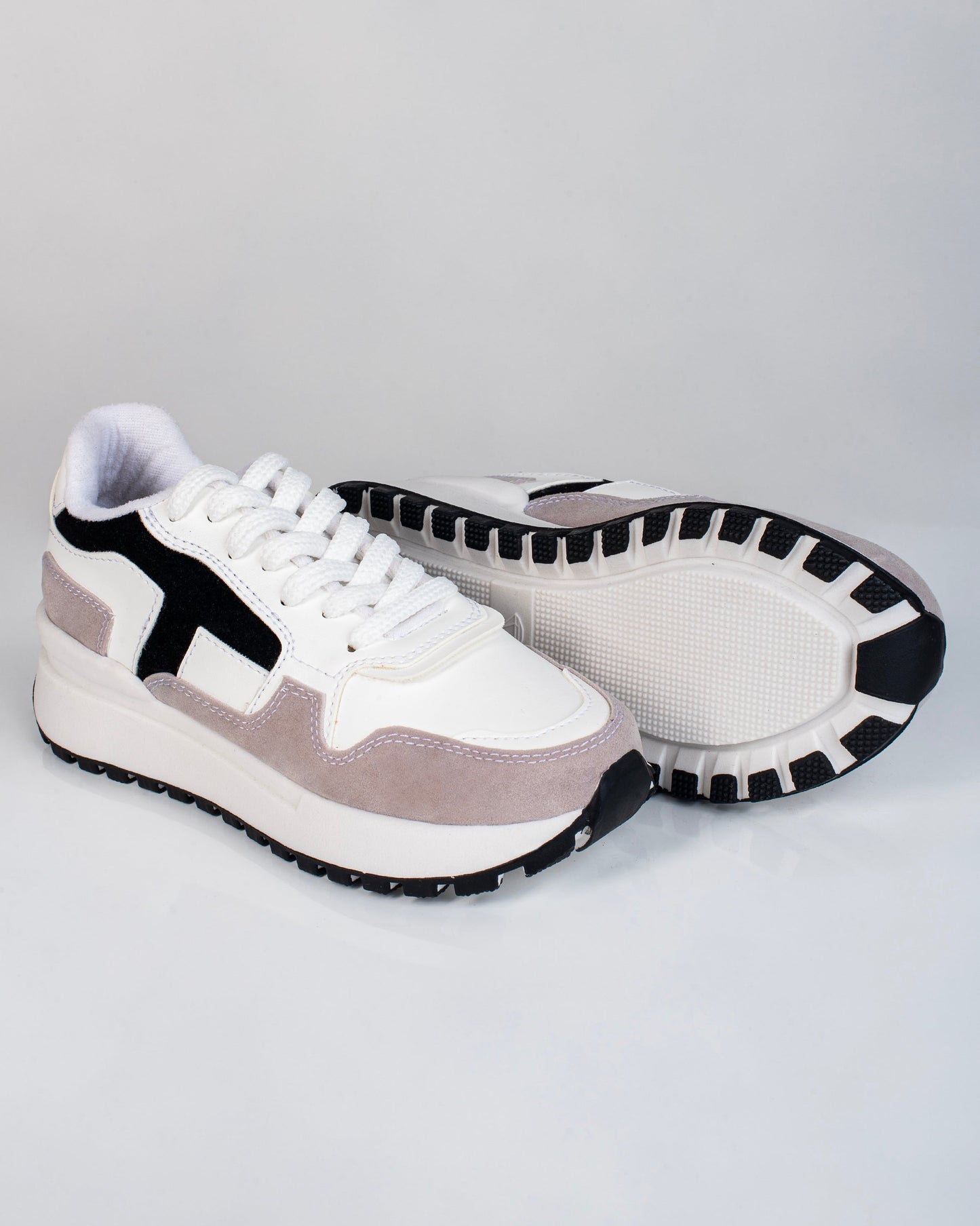 Tenis karlota suela baja