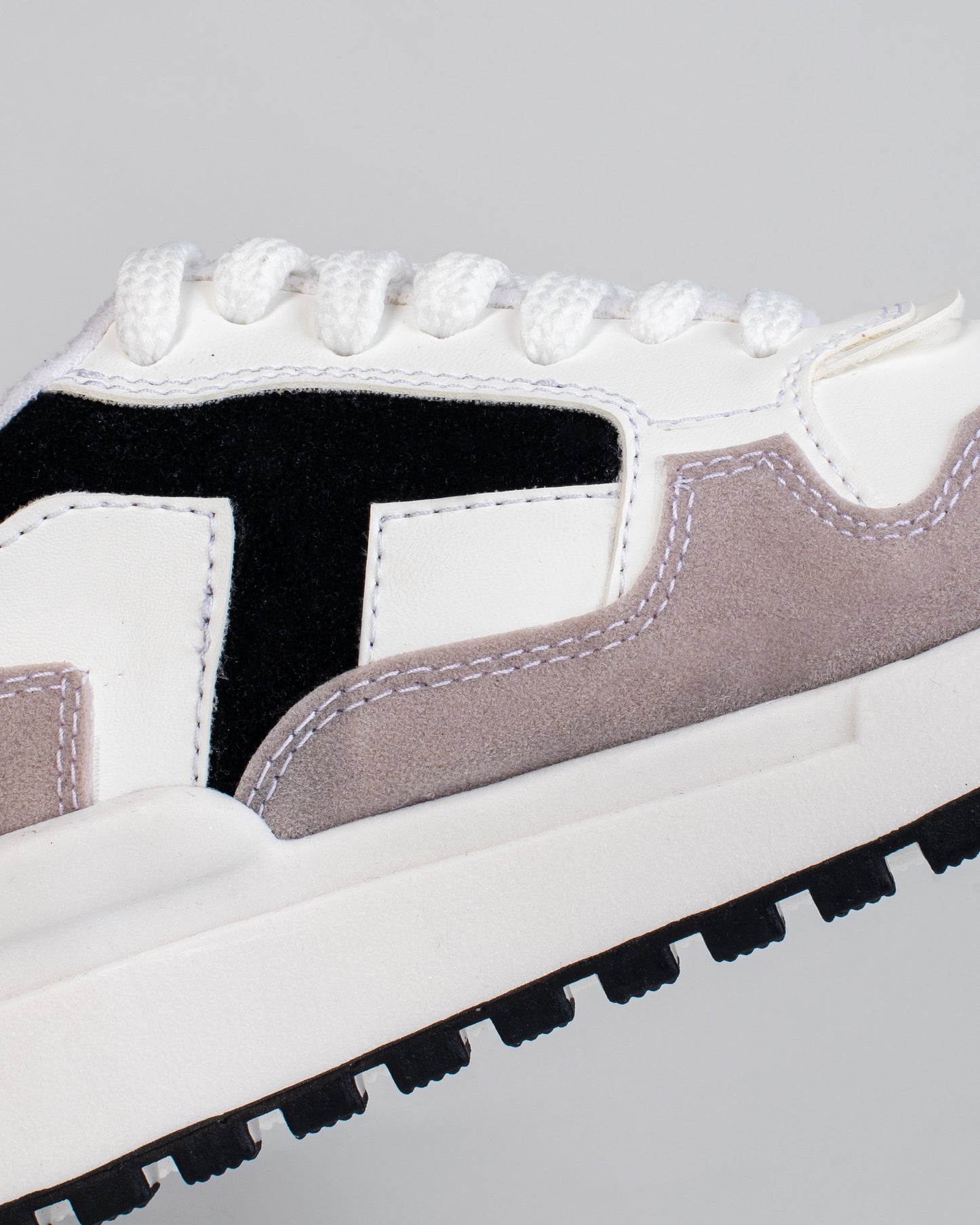 Tenis karlota suela baja