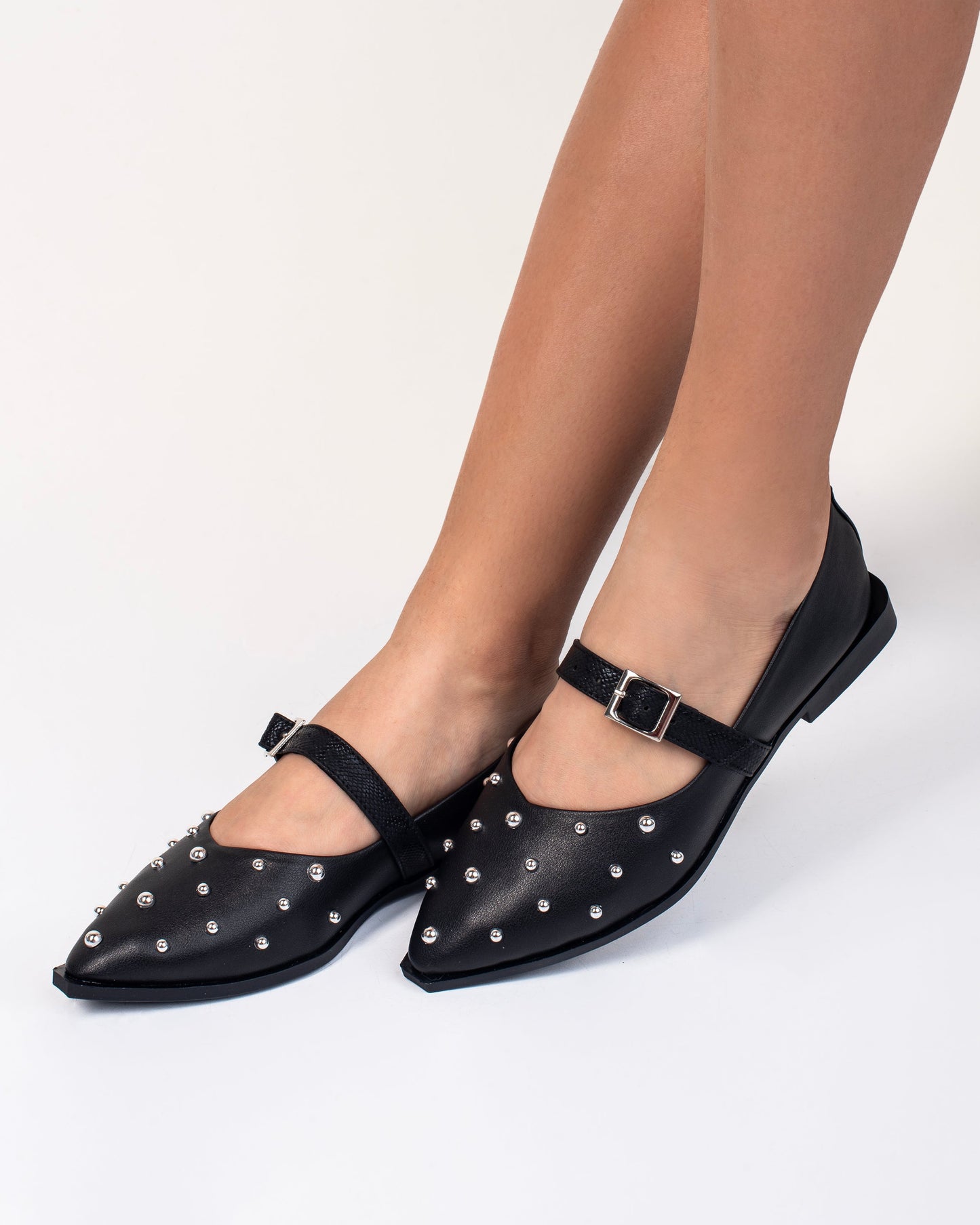 Mules de Dama T2439 cerrado negro