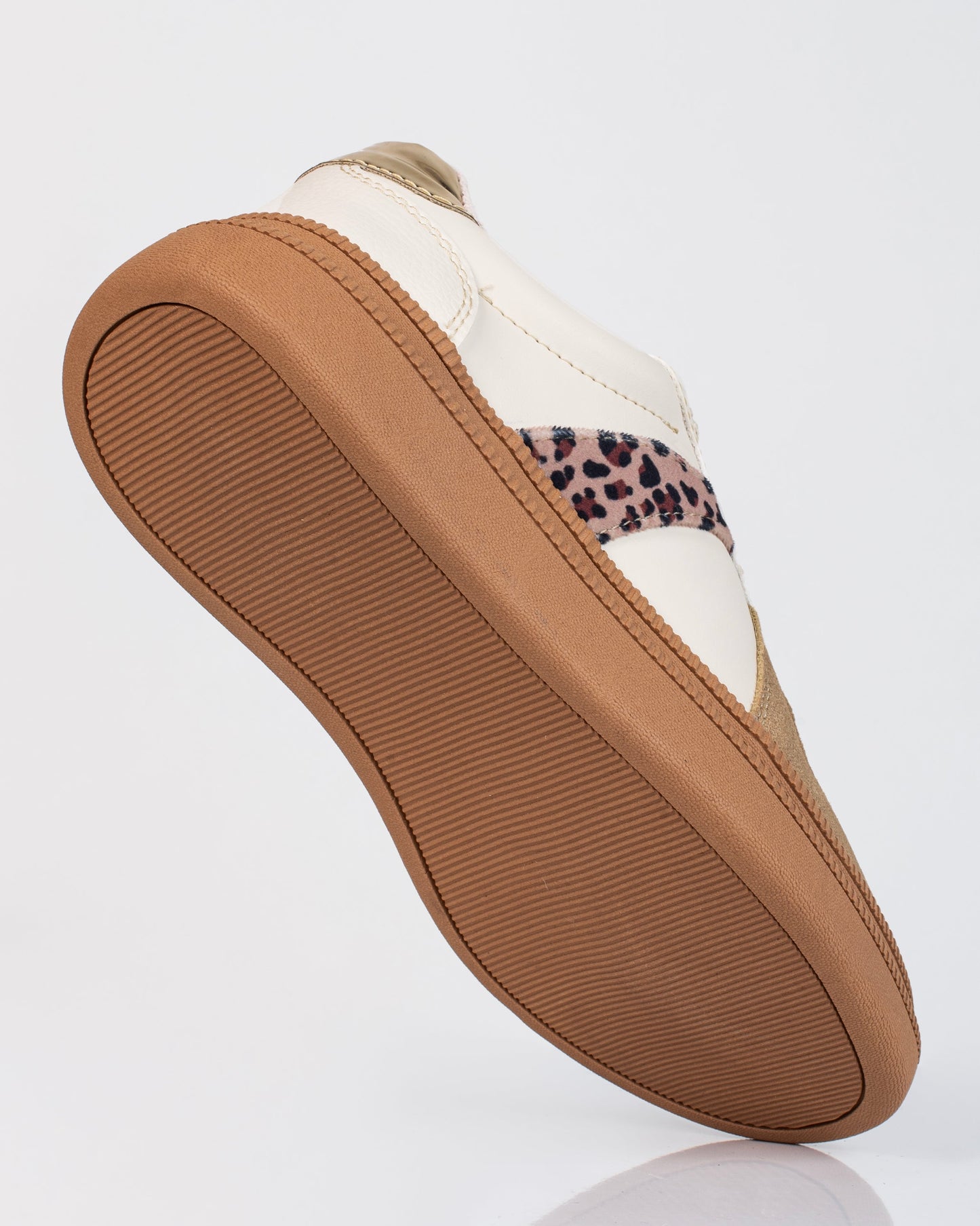 Tenis V687 – Suela baja bicolor con plantilla confort | Ylo Shoes