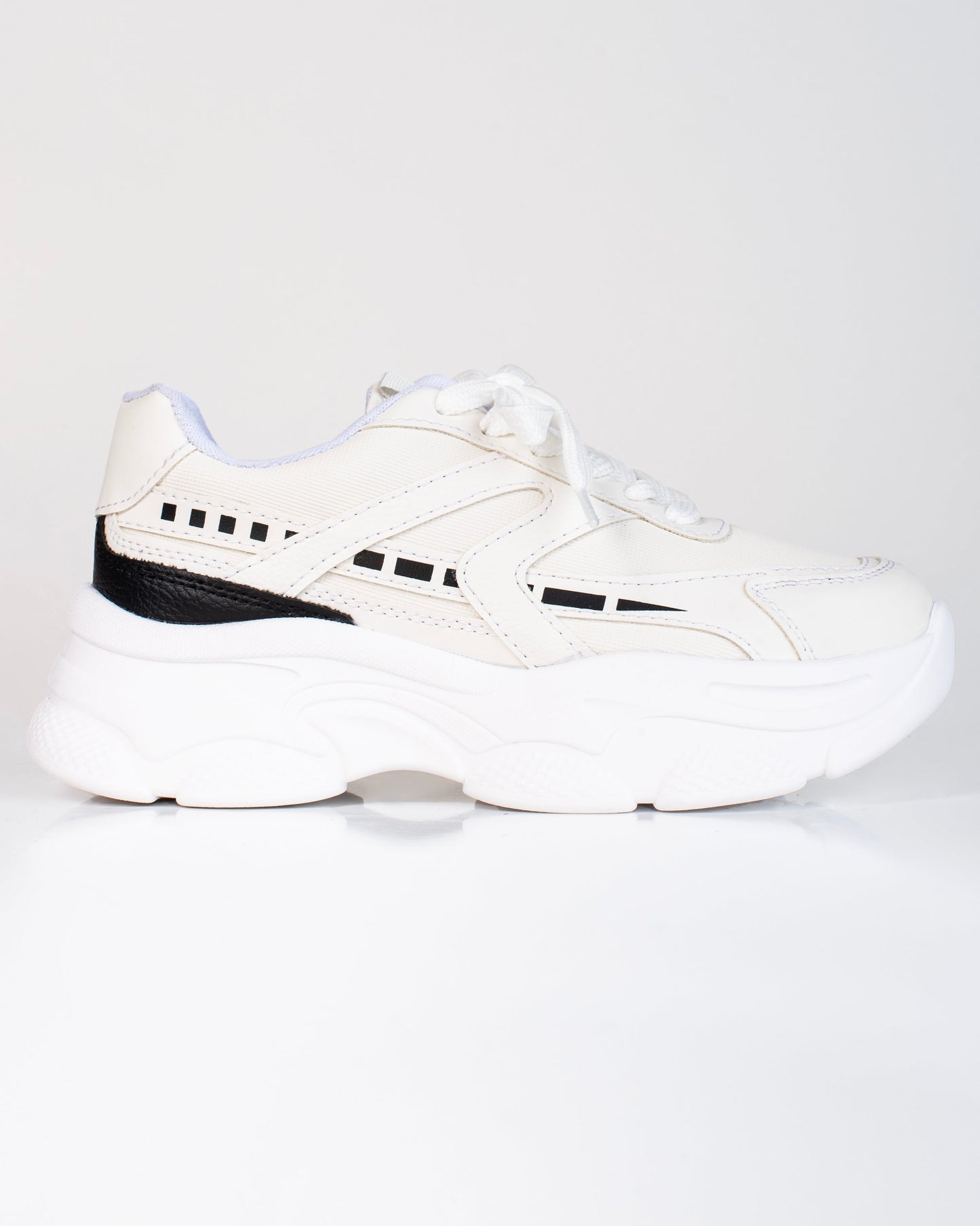 Tenis Magnolia V703 para mujer – Suela chunky de 3 cm | Ylo Shoes