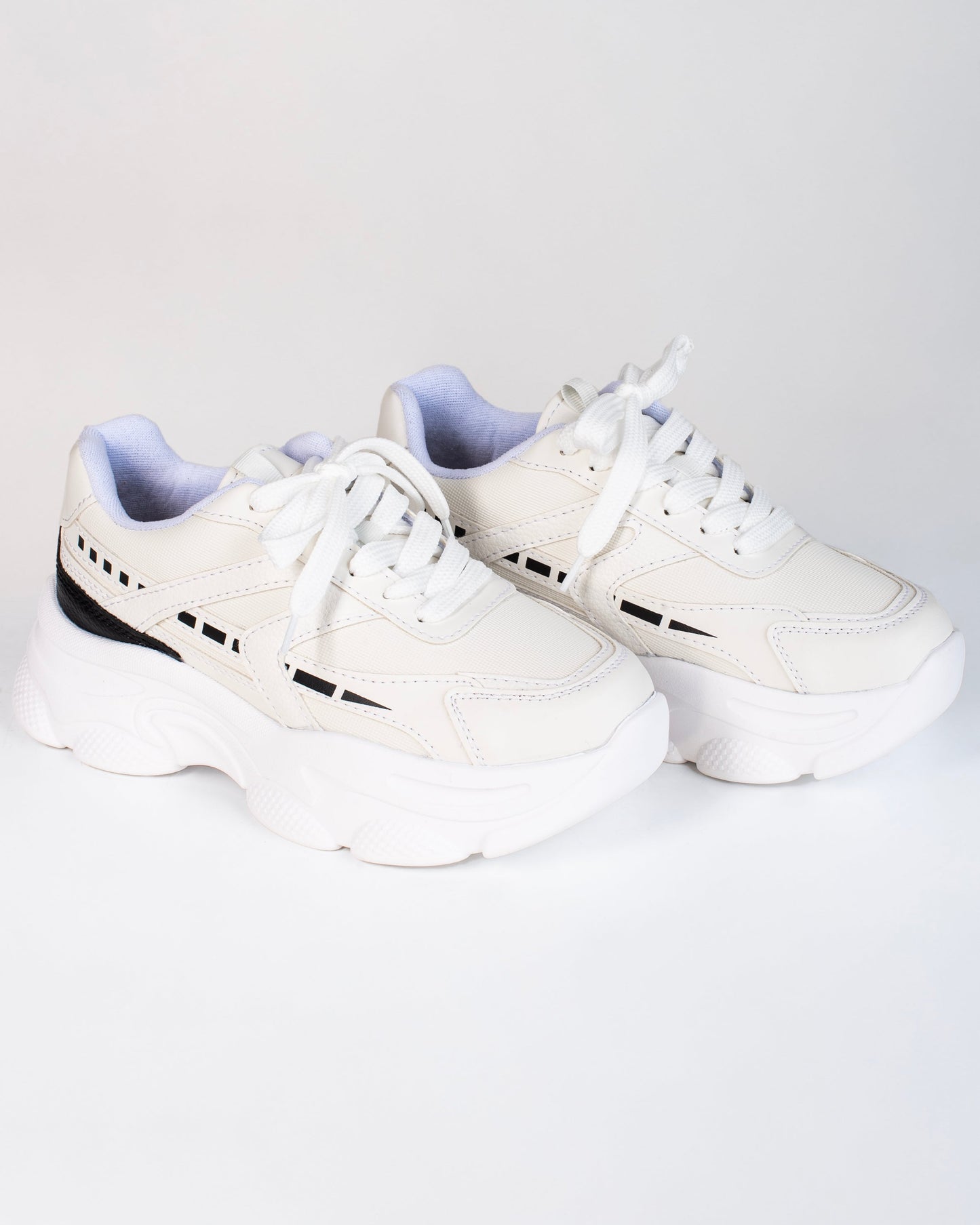 Tenis Magnolia V703 para mujer – Suela chunky de 3 cm | Ylo Shoes