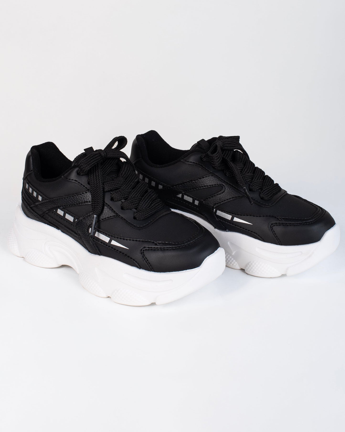 Tenis Magnolia V703 para mujer – Suela chunky de 3 cm | Ylo Shoes