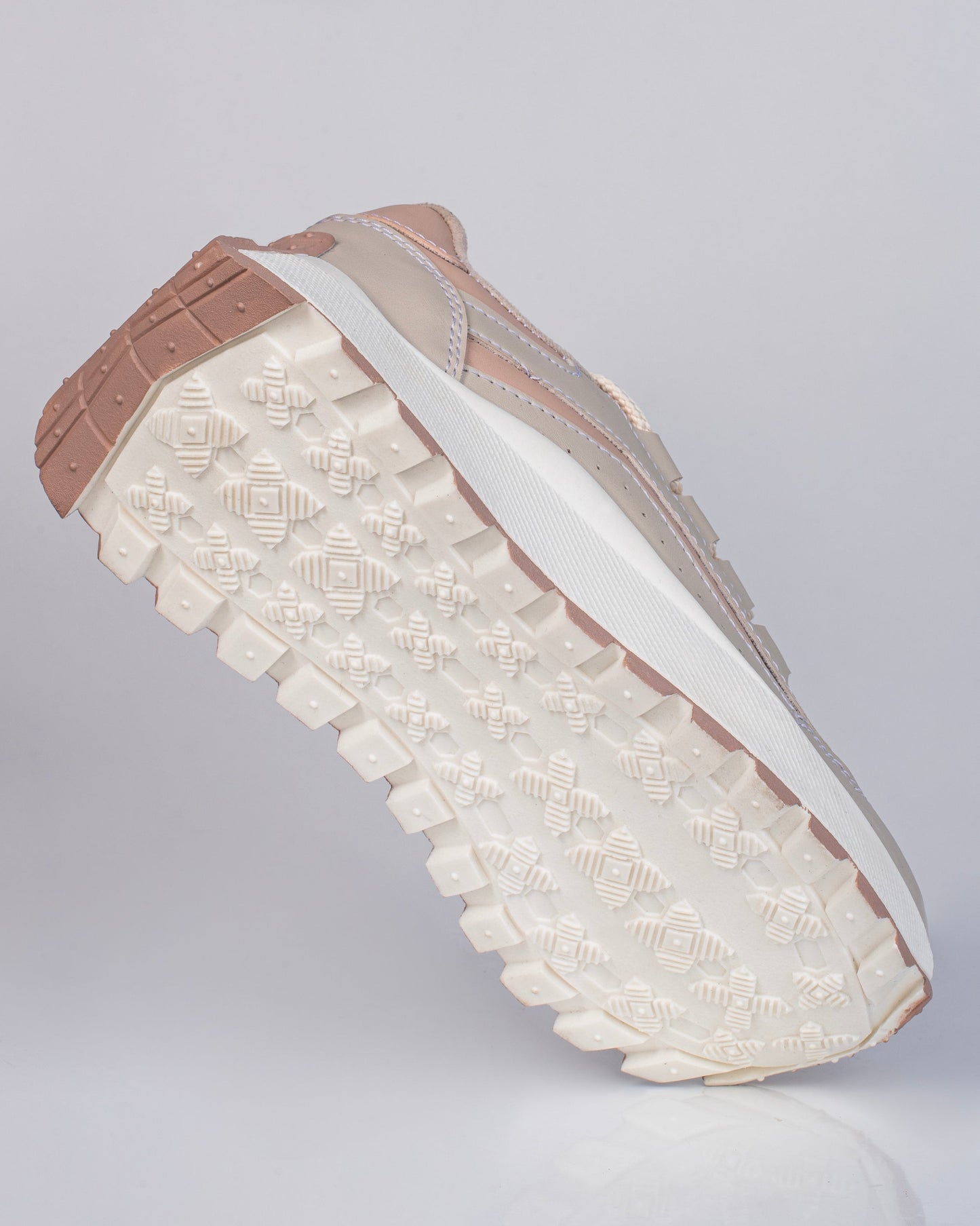 Tenis Emmy – Suela alta y confort | Ylo Shoes