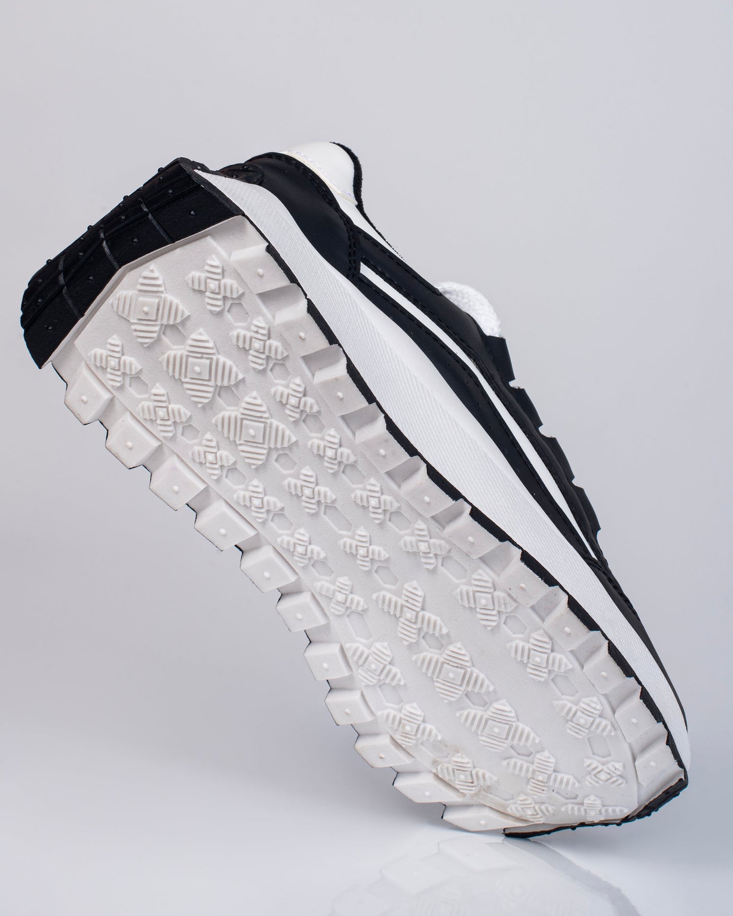 Tenis Emmy – Suela alta y confort | Ylo Shoes