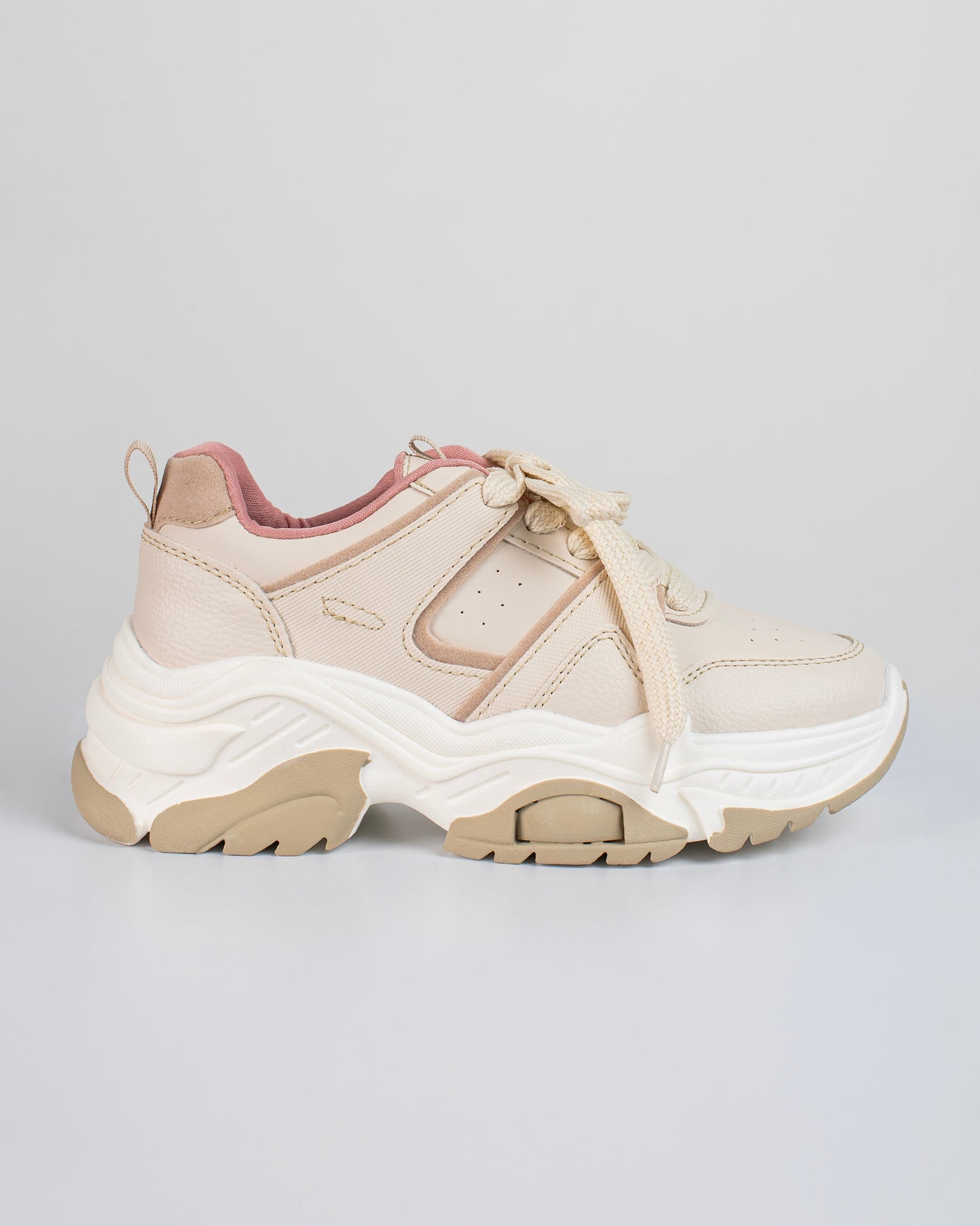 Tenis de dama nicolle v601